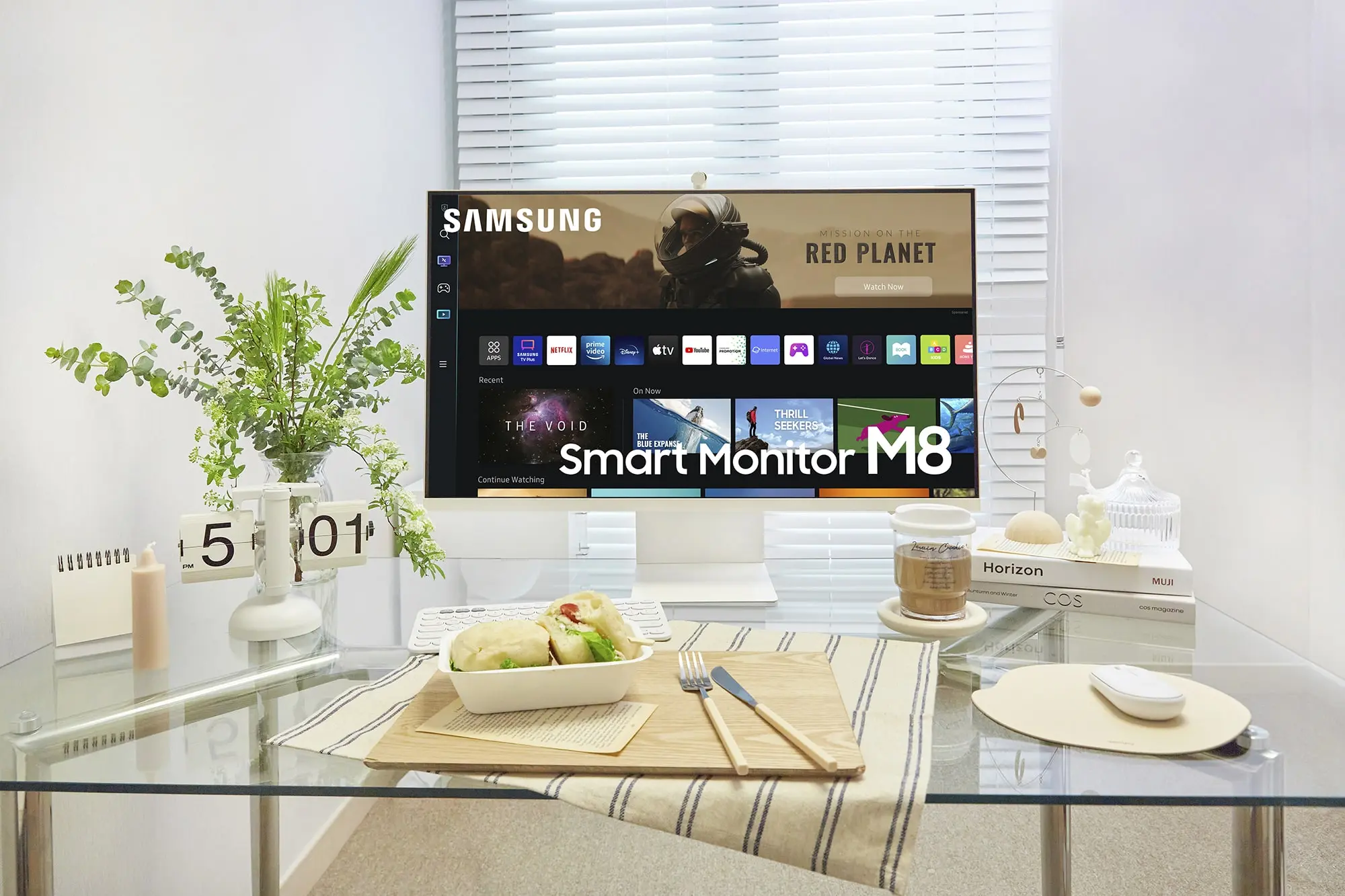 Samsung: la serie "Smart monitor" diventa un best-seller