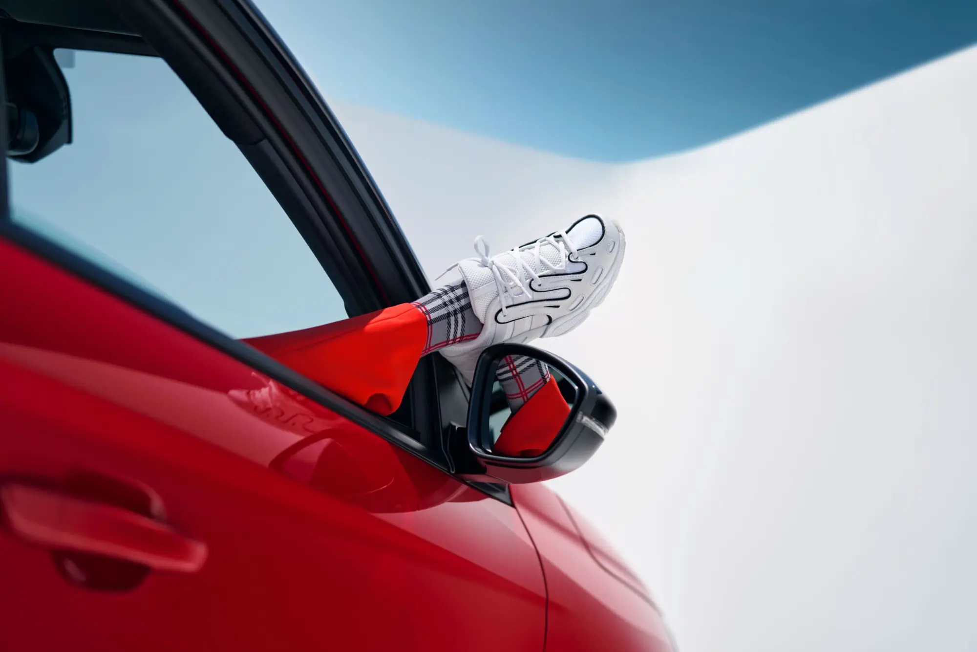 Da 40 anni sotto i riflettori: Opel Corsa diventa un’icona della moda