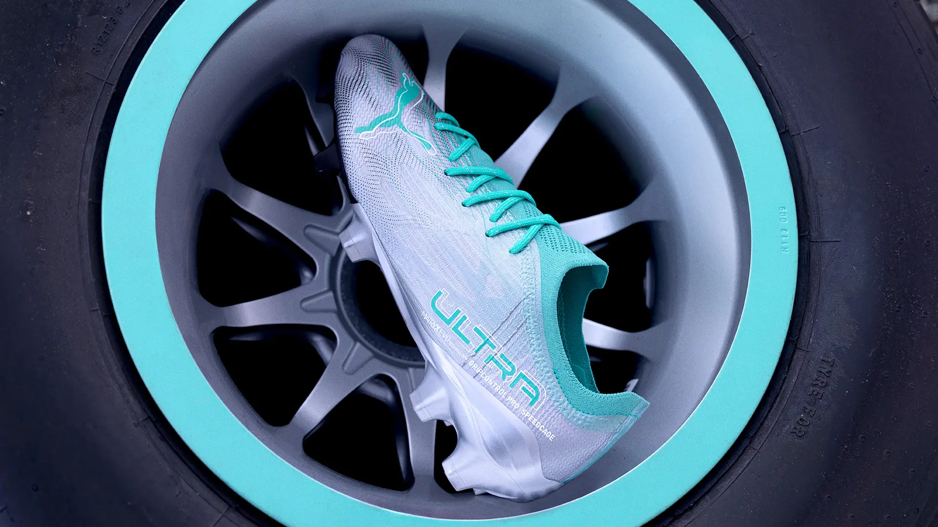 PUMA presenta la scarpa da calcio Mercedes-AMG Petronas F1 ULTRA 1.4