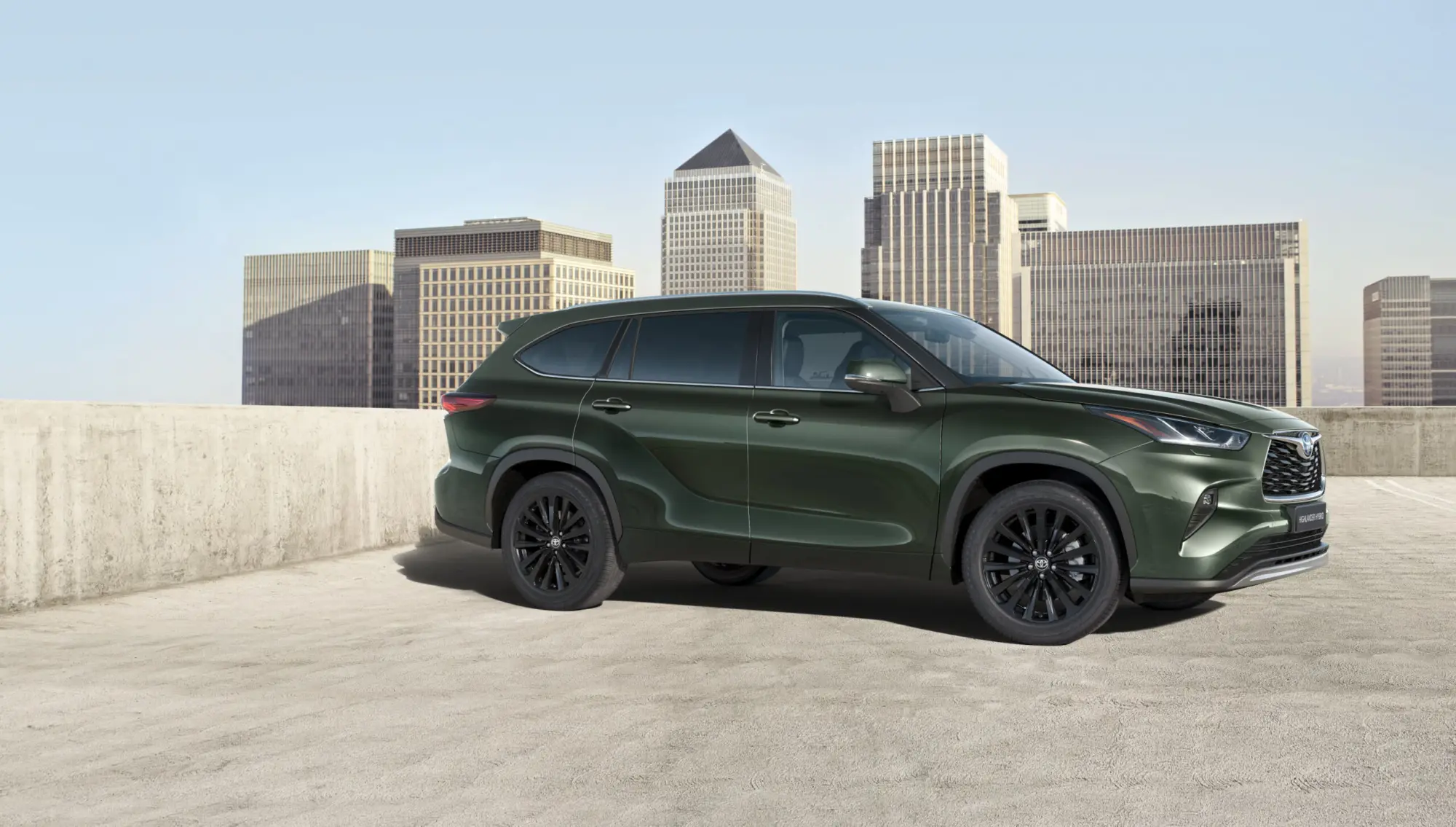 Toyota Highlander MY23: nuovo look e più tecnologia a bordo