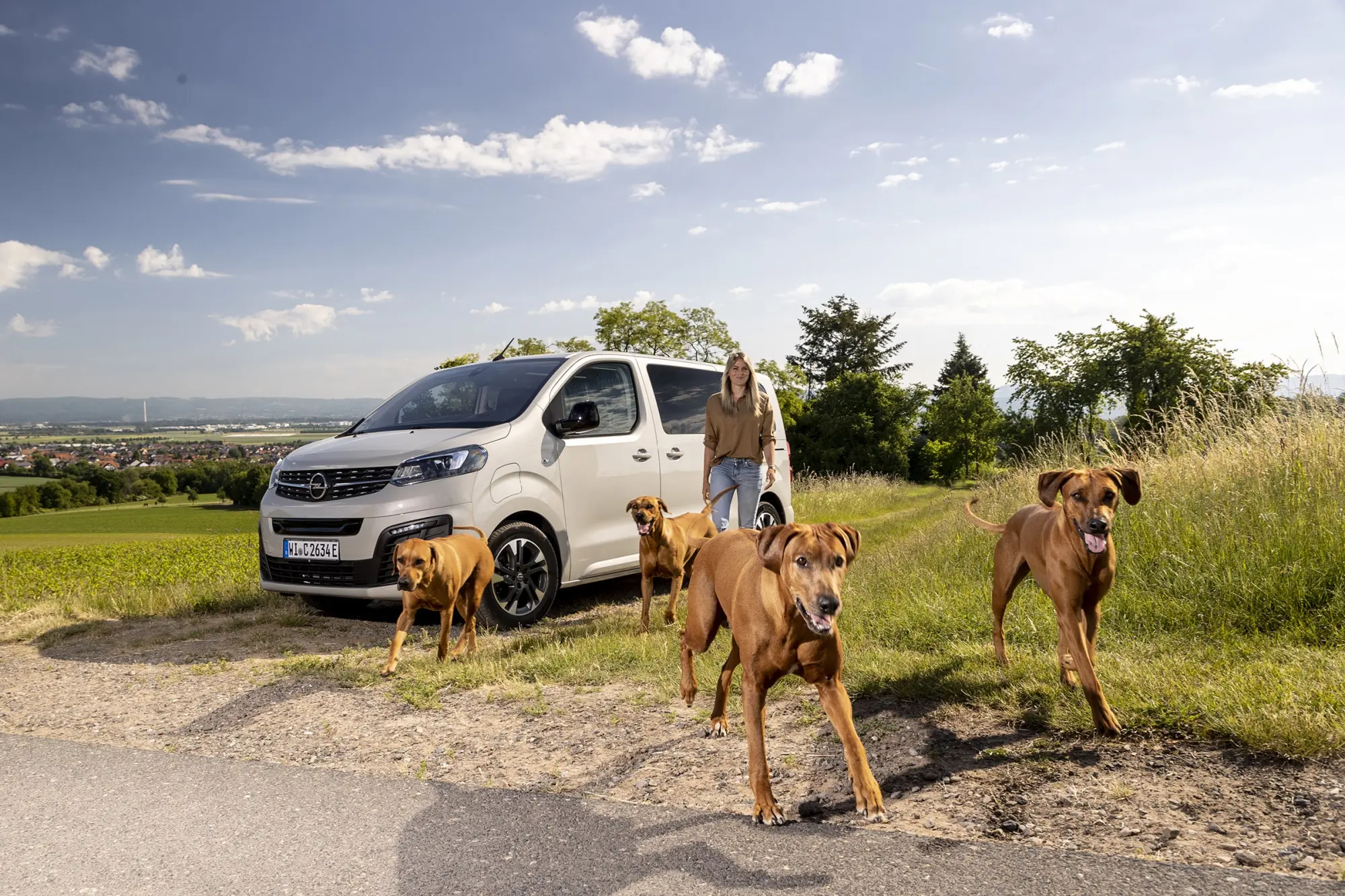 Opel Zafira-e Life: la migliore amica del cane