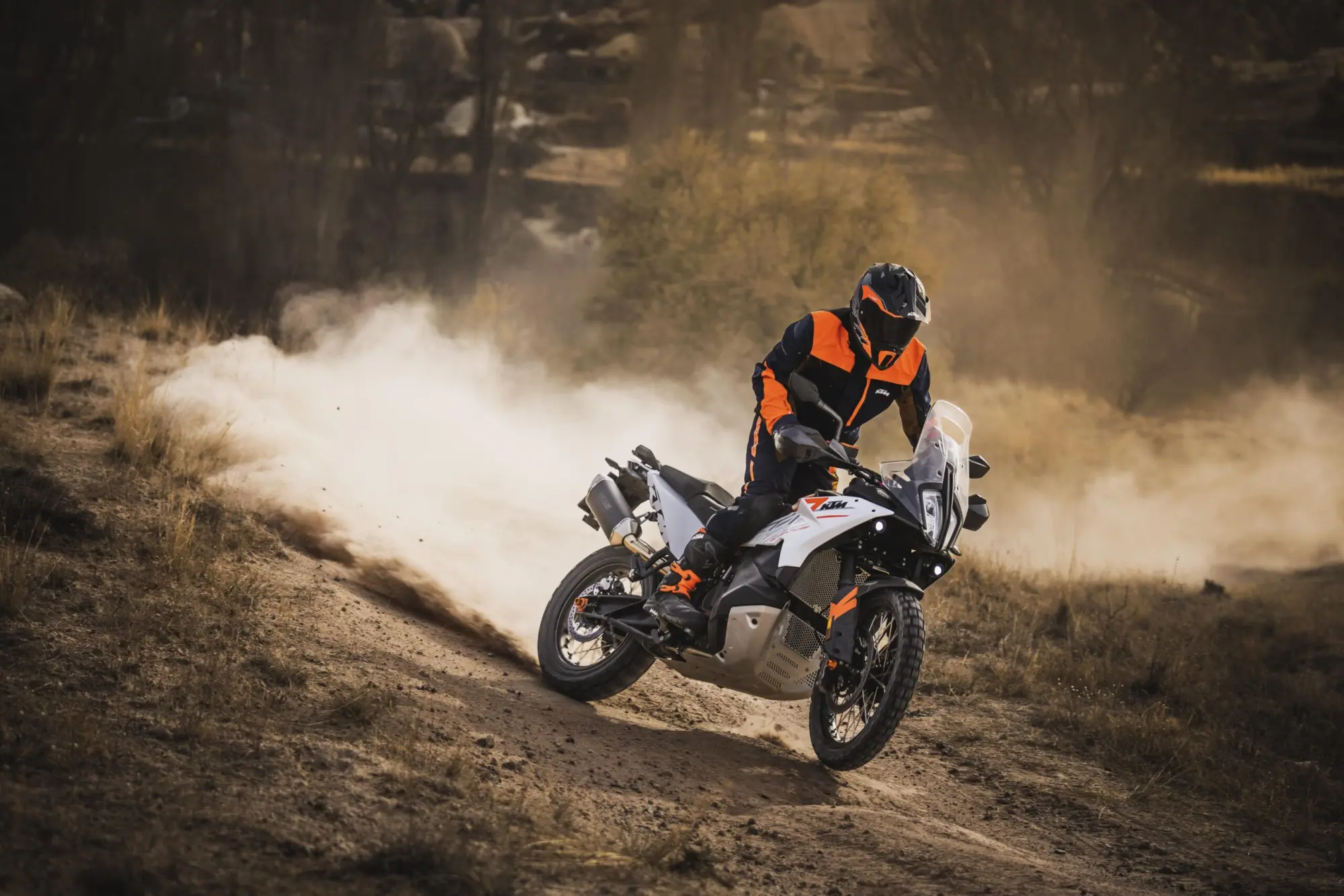 KTM: ecco la 790 ADVENTURE 2023