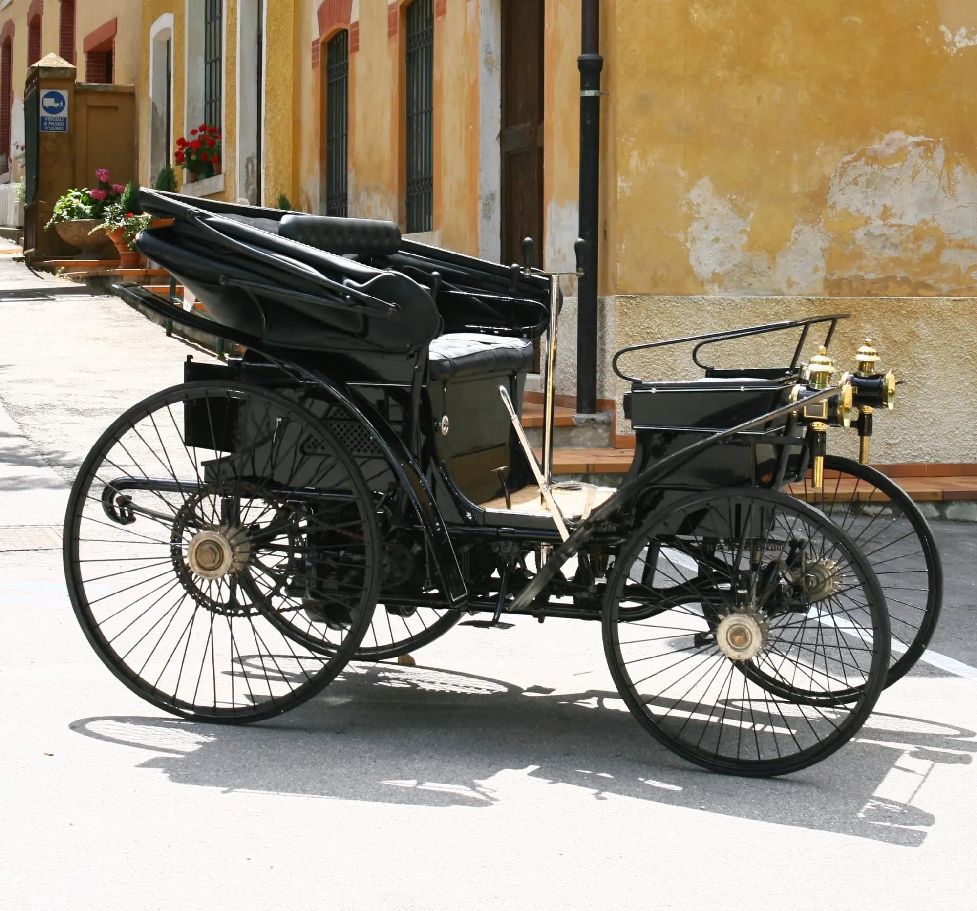 Peugeot Type 3: la prima auto in assoluto a circolare in Italia