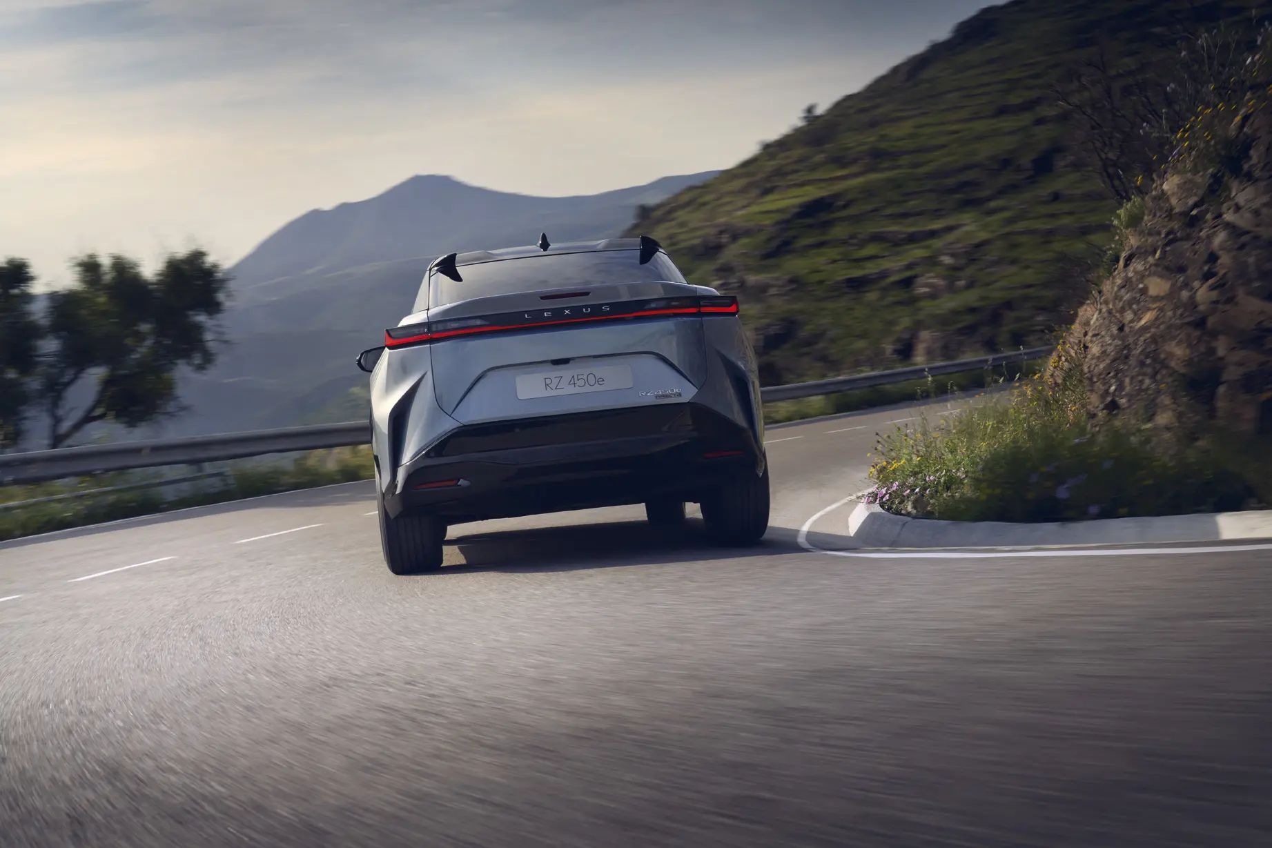 Lexus RX: con DIRECT4 aumentano comfort e piacere di guida