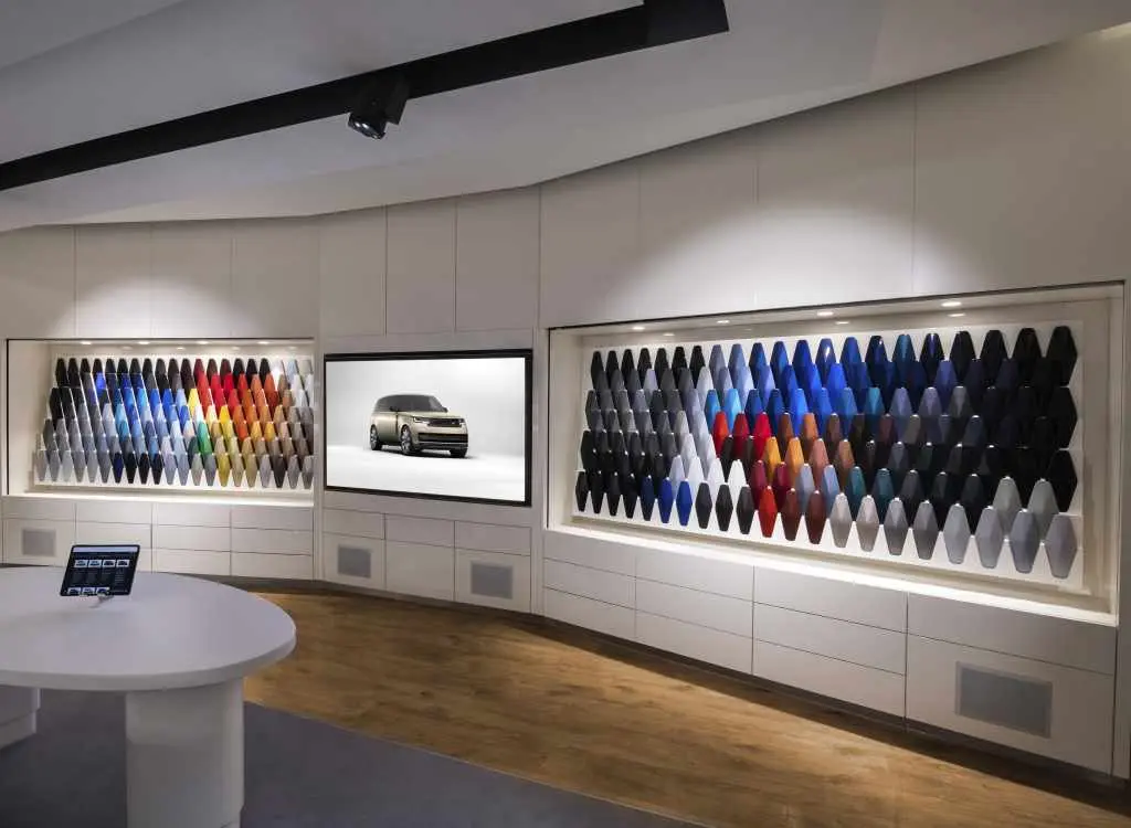 Range Rover SV Bespoke: il massimo del lusso e della personalizzazione