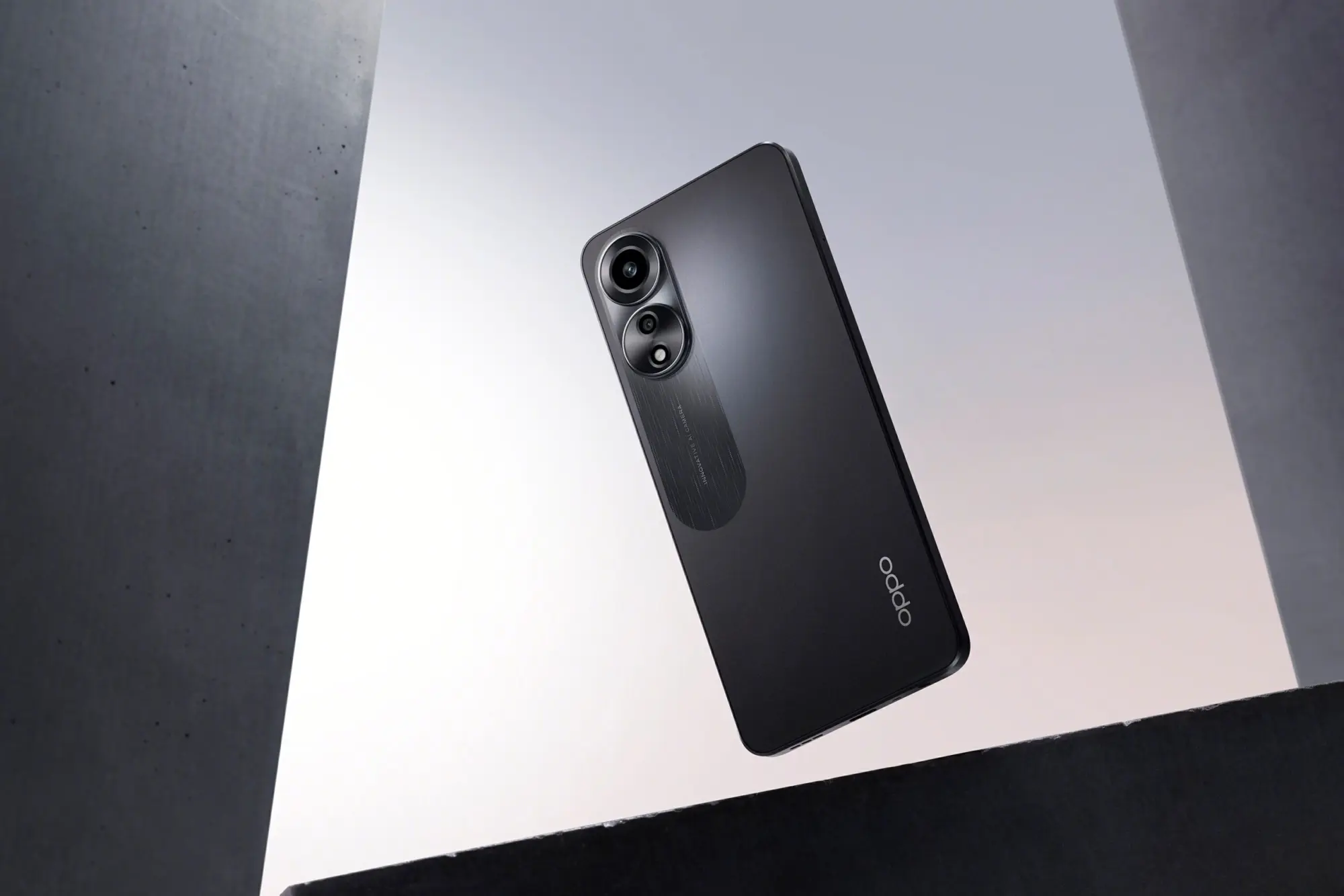 OPPO annuncia il lancio del nuovo OPPO A78 in Italia