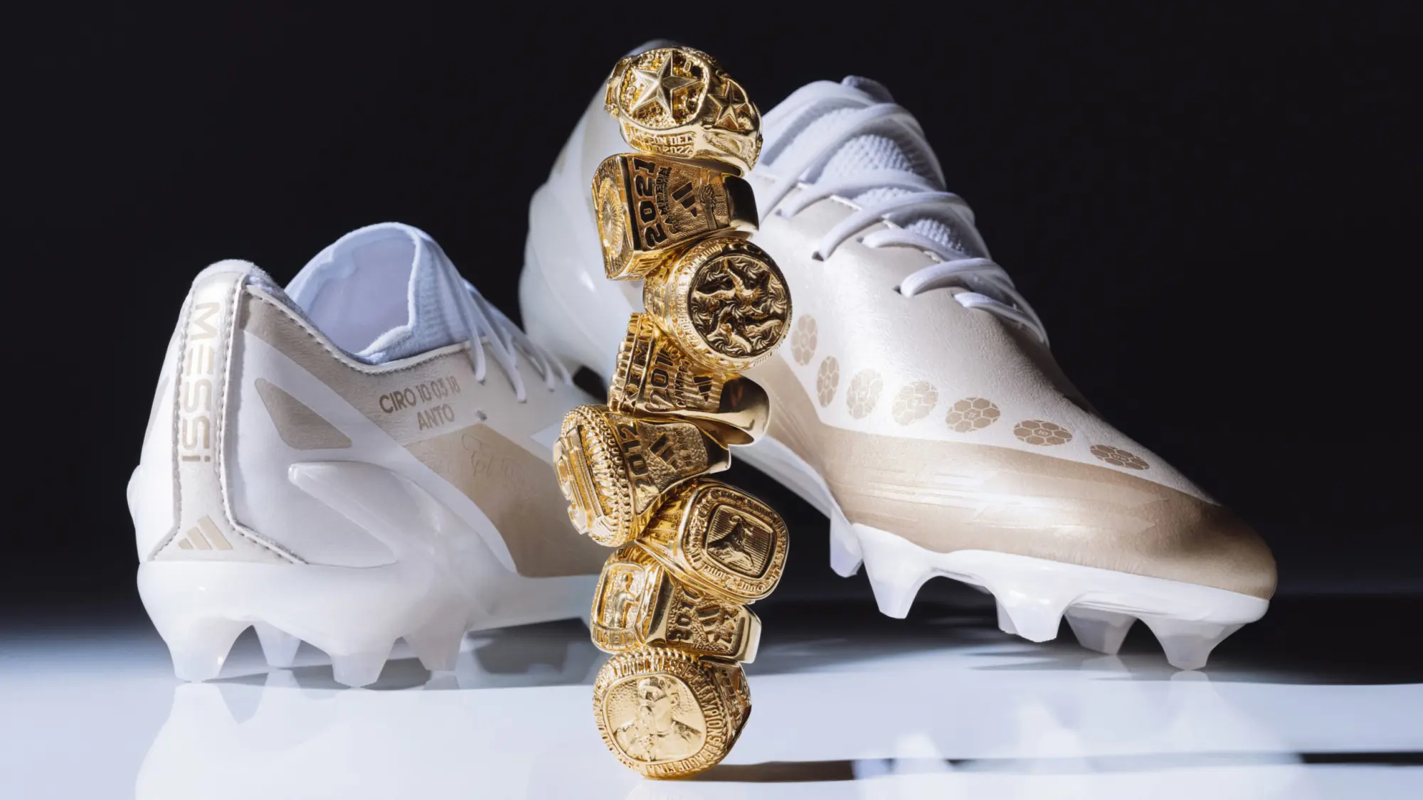 adidas celebra Messi e l'ottava vittoria del "Ballon d'Or"