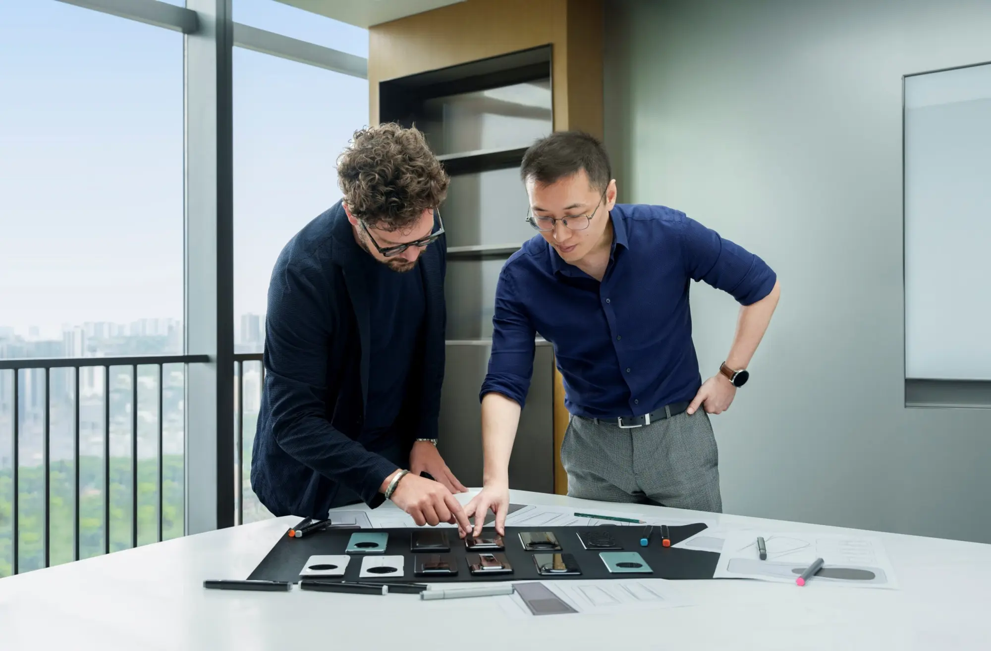 Porsche Design e HONOR: una partnership per tecnologie all'avanguardia e design funzionale