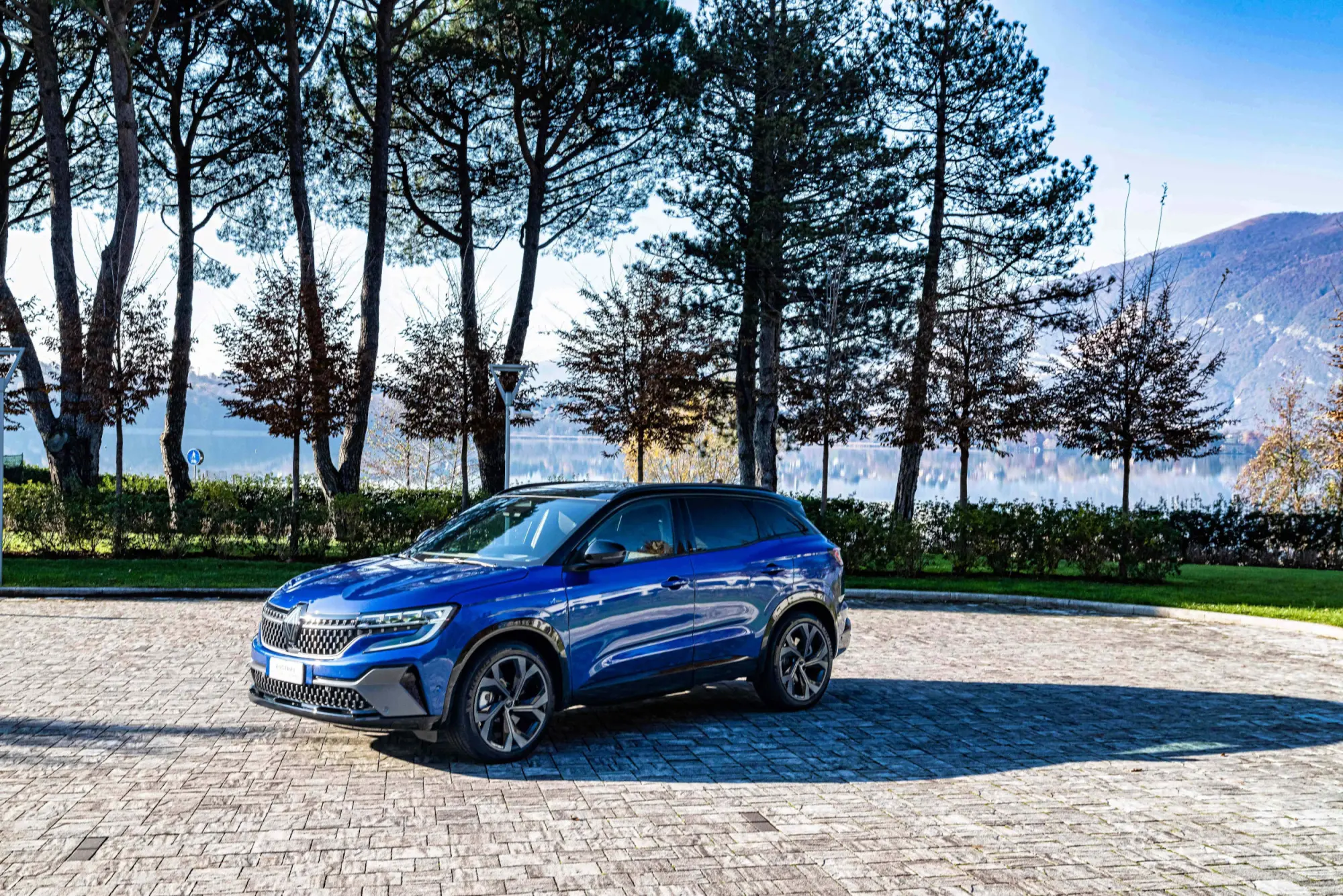 RENAULT AUSTRAL-E: SUV ibrido di successo