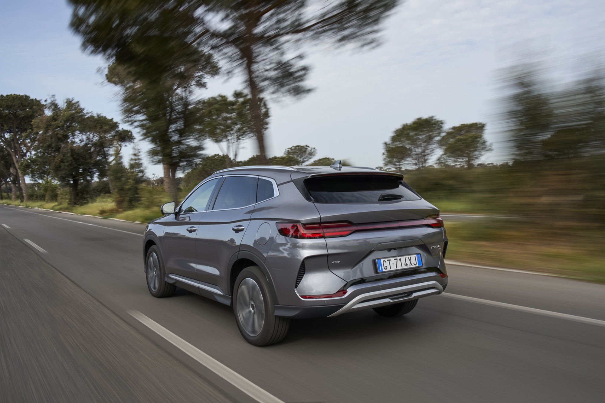 BYD lancia la campagna "SI VOLAAA"