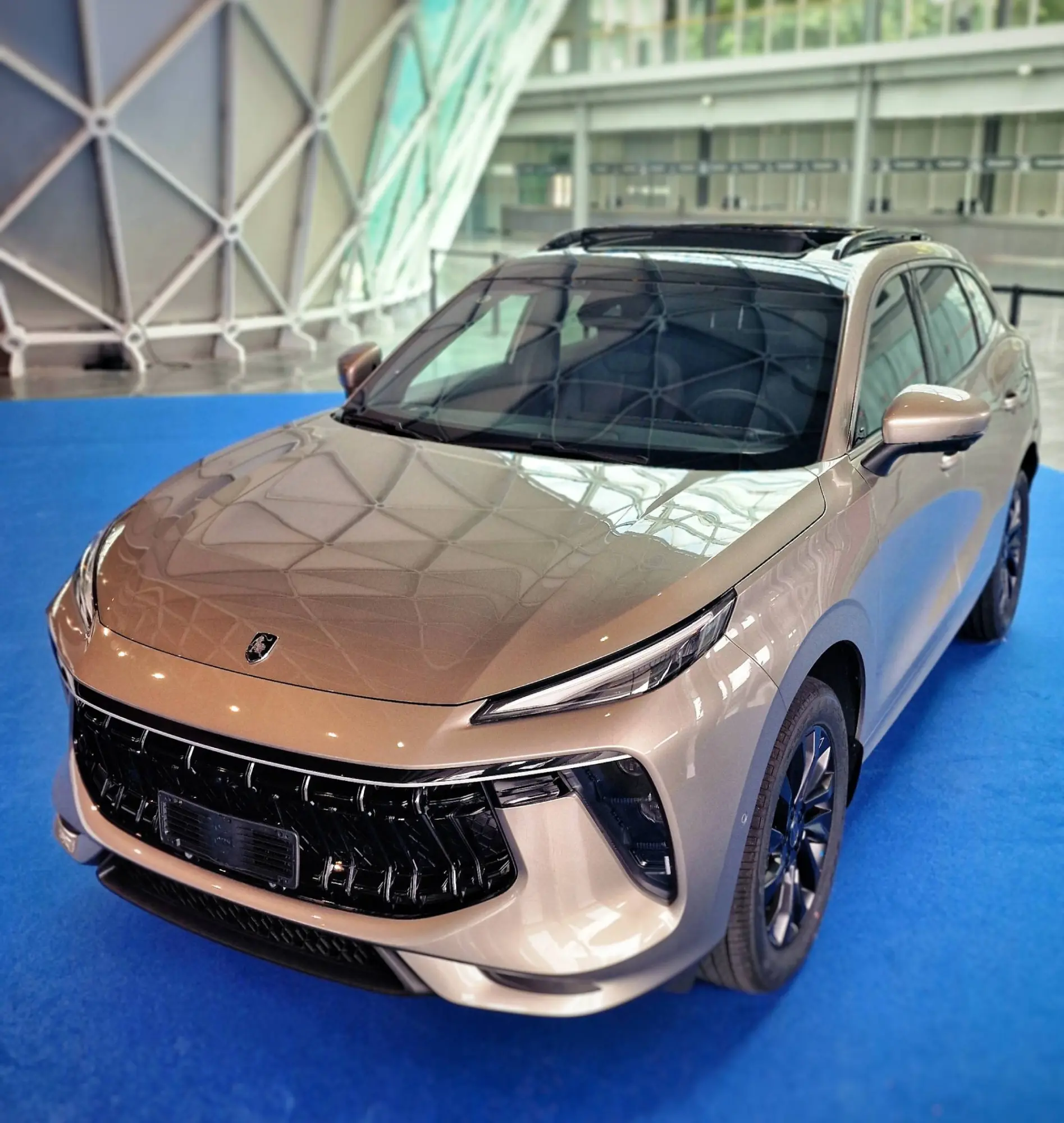 Forthing debutta in Italia: ecco la nuova gamma