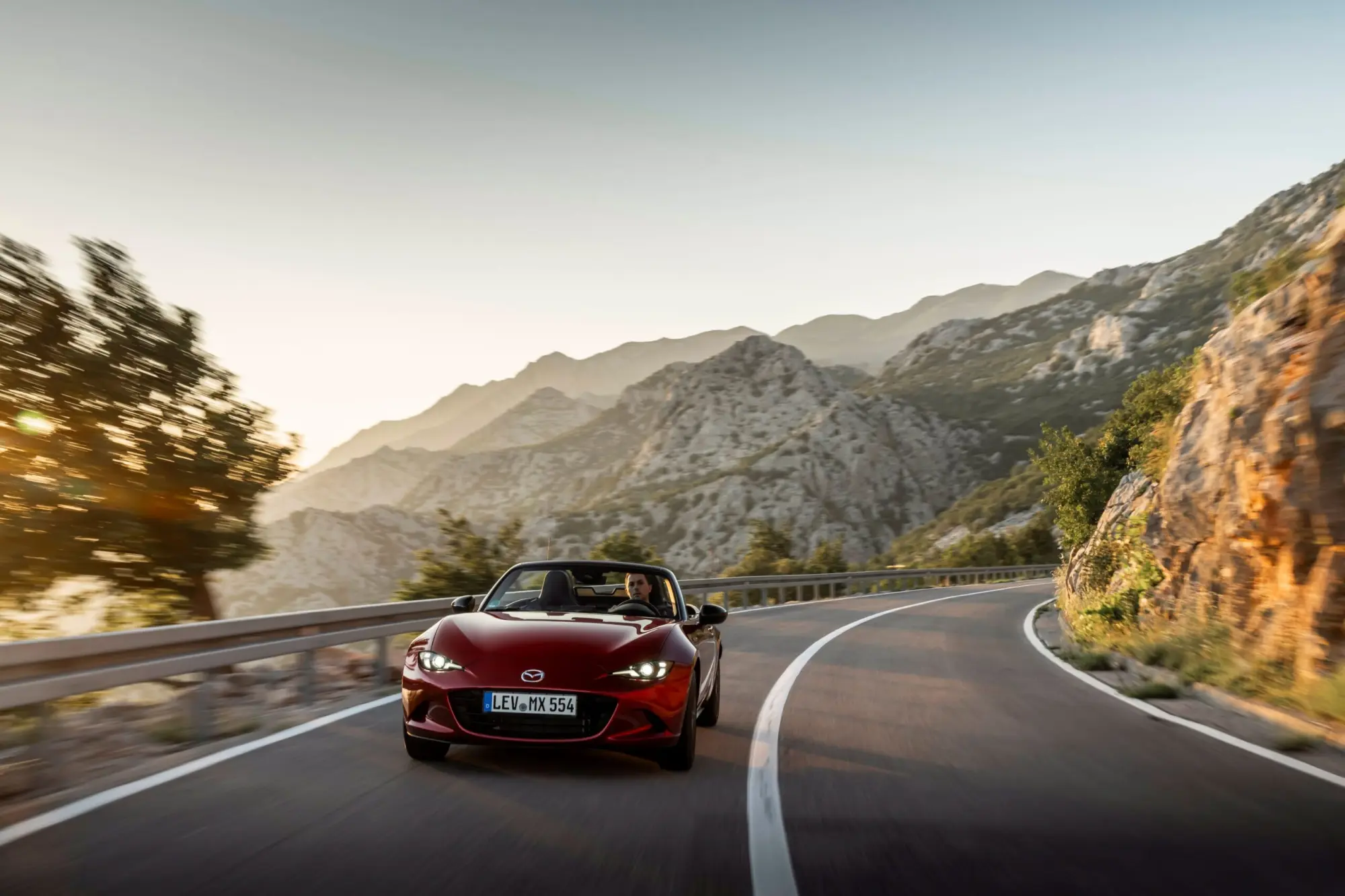 Mazda presenta la MX-5 2024