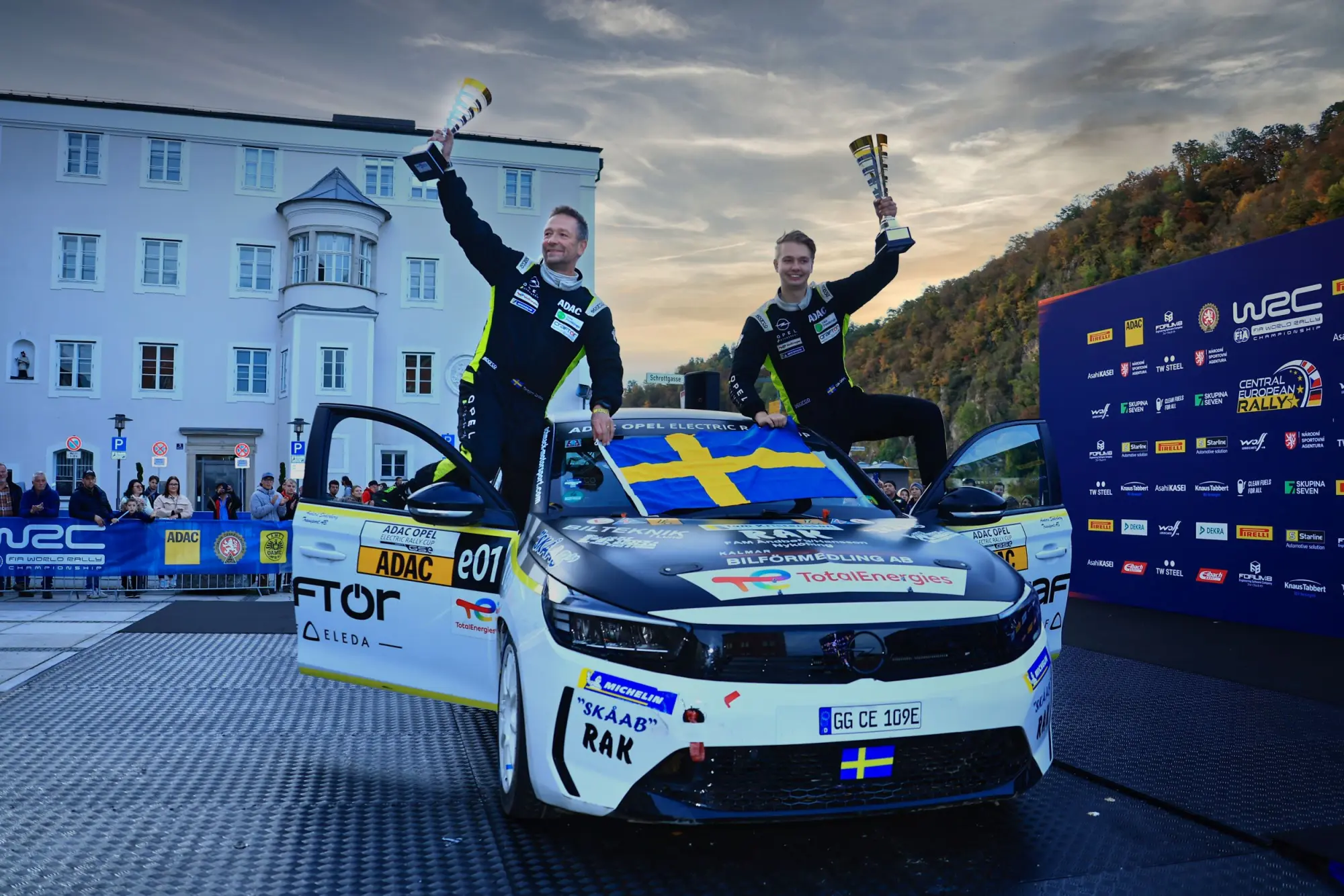 Opel sostiene le stelle dei rally di domani