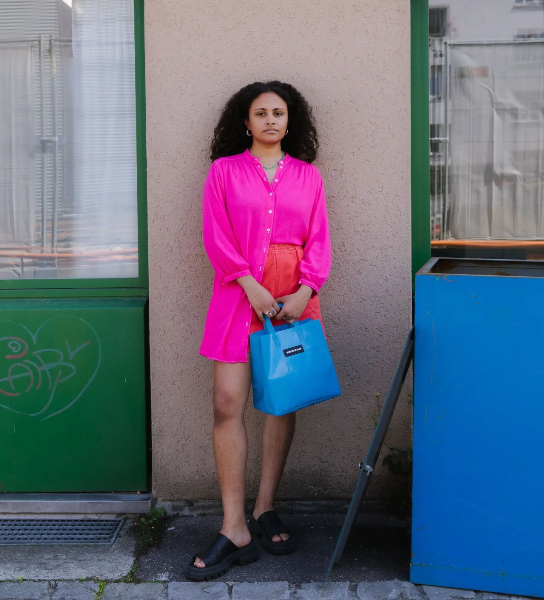 F250 SONNY di FREITAG: lo stile ecologico e creativo in primo piano