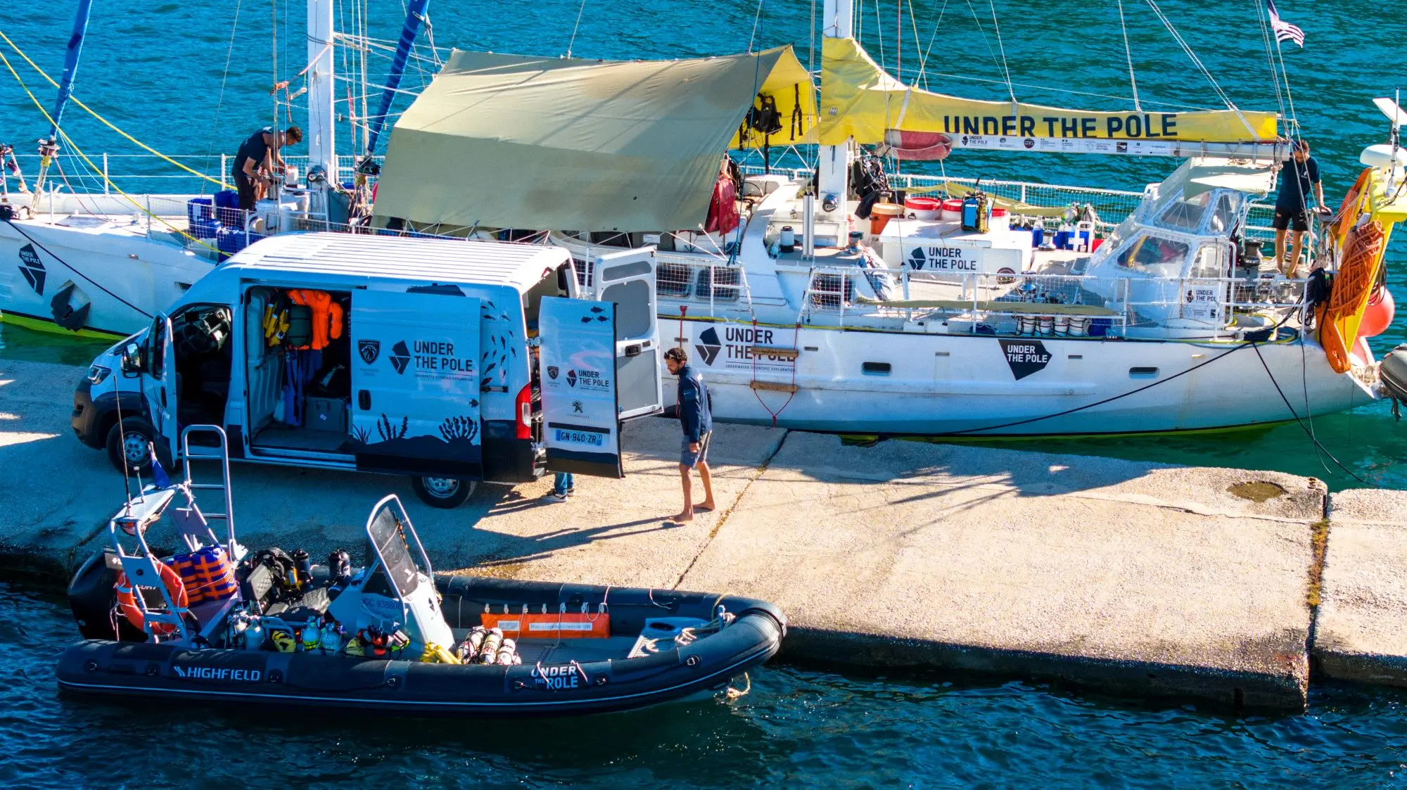 PEUGEOT diventa "Official Education Partner" di UNDER THE POLE