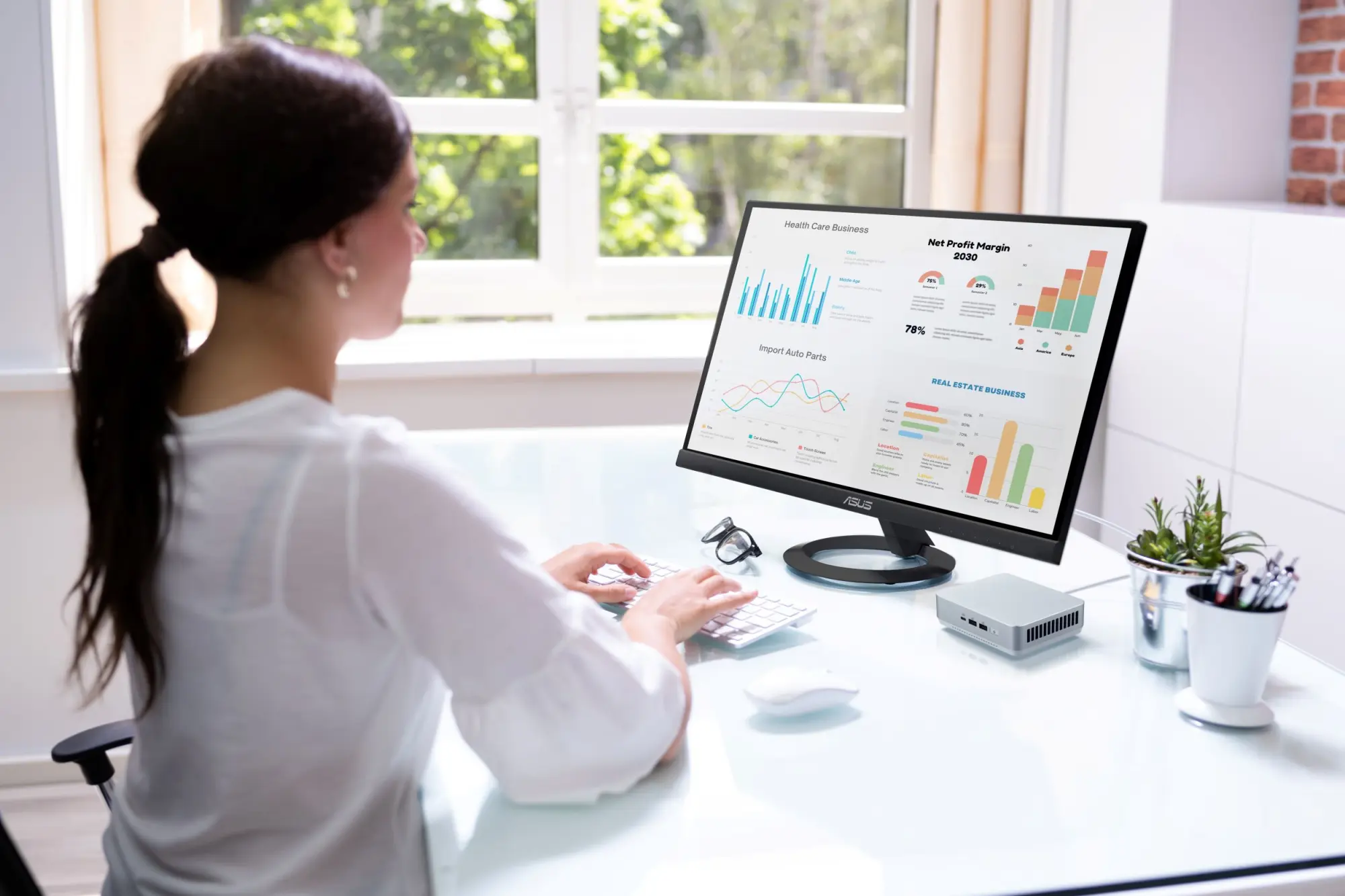 ASUS lancia in italia il nuovo NUC 14 Pro+: potenza AI e design ultracompatto