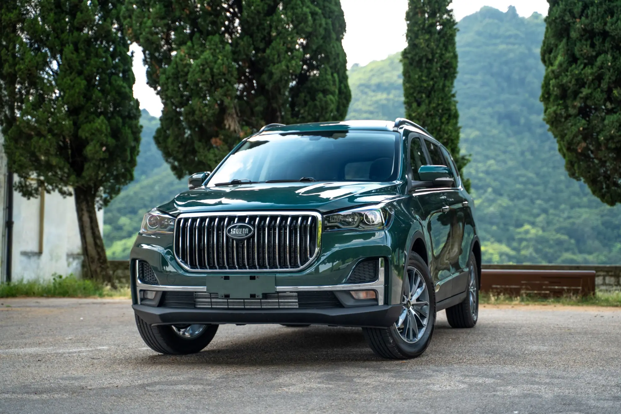 SWM arriva in Italia con una nuova gamma di SUV