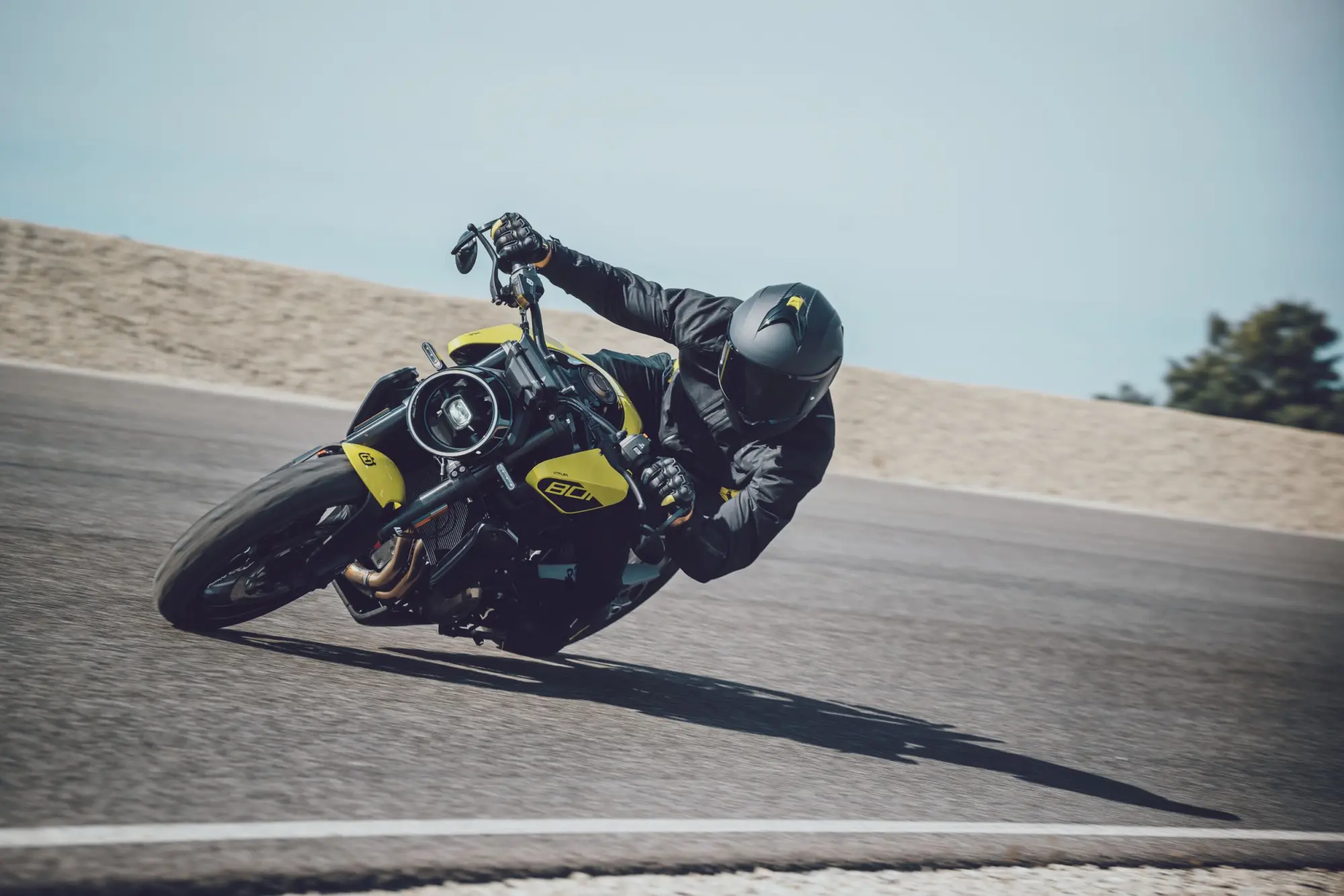 Husqvarna Vitpilen 801: l’essenza della guida su strada