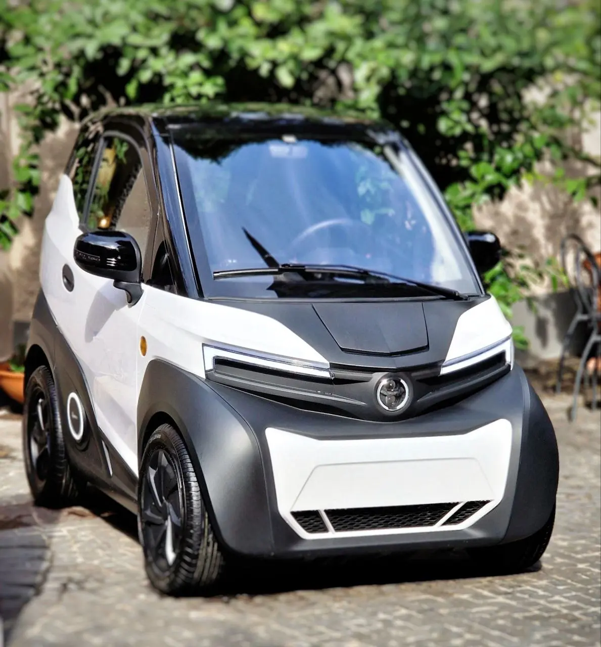 Arriva la micromobilità per Nissan: Nanocar Silence S04 in vendita presso la rete Nissan