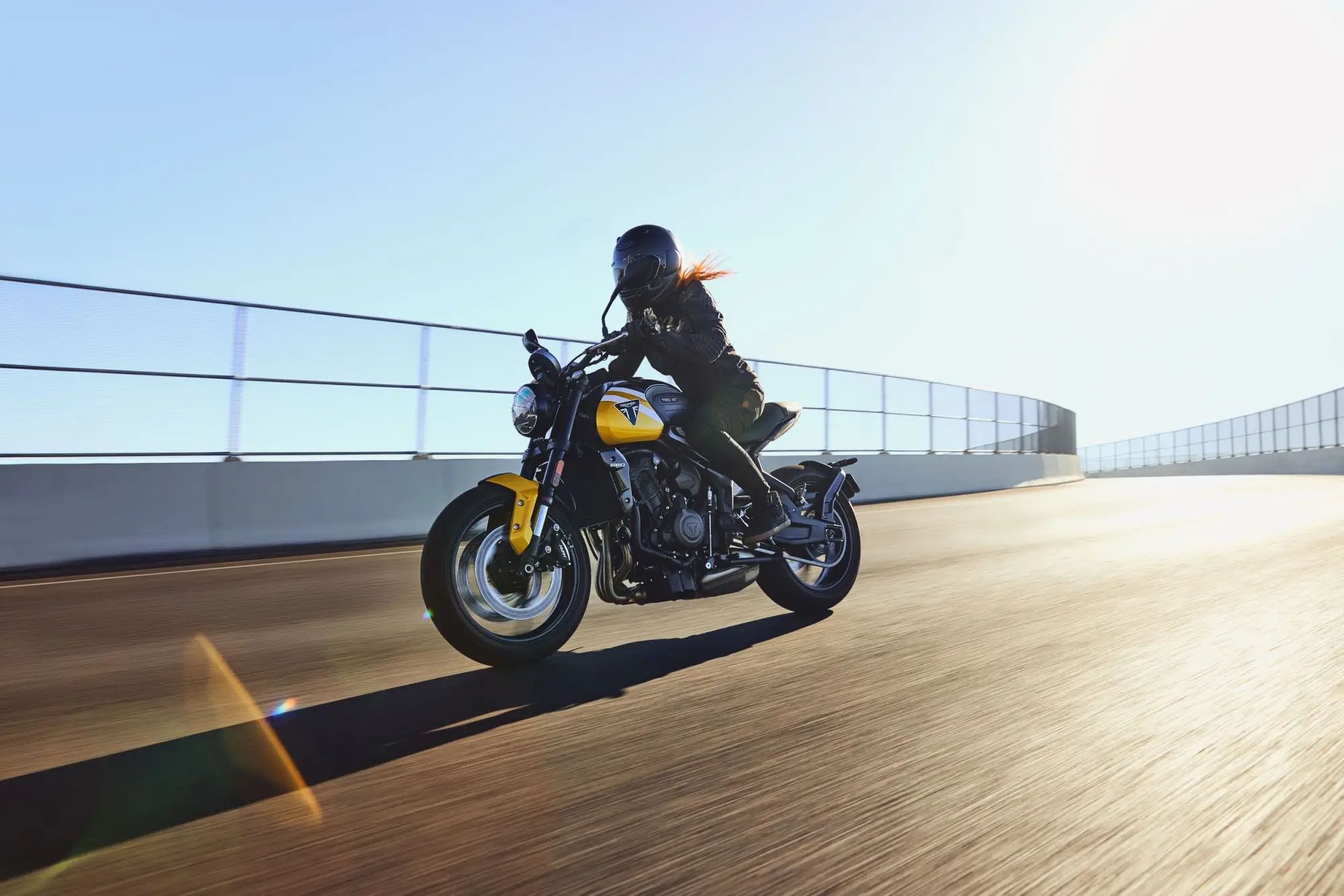 Triumph rinnova il programma Easy Winter: manutenzione agevolata e servizi digitali per la stagione fredda