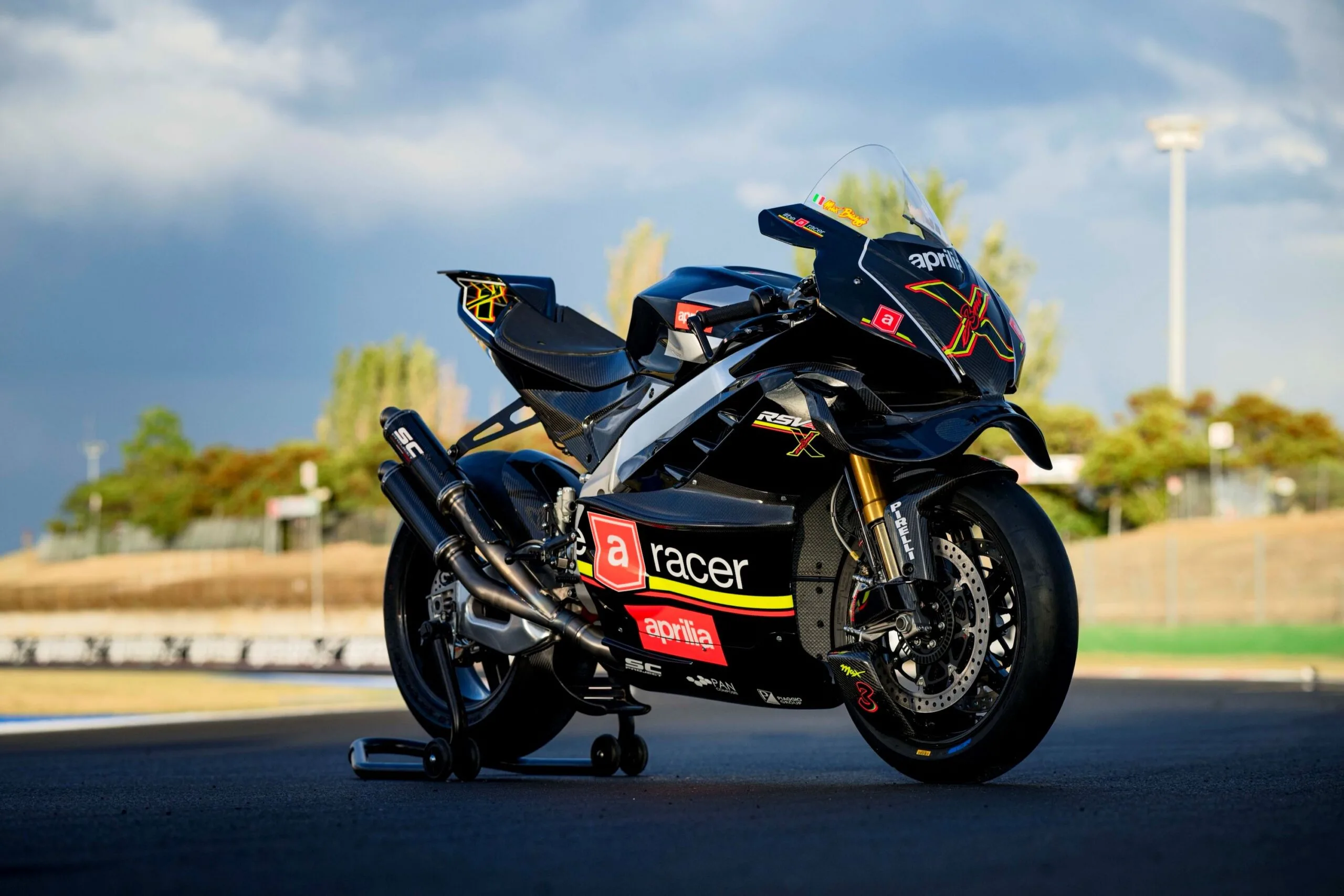 Aprilia RSV4 X ex3ma: sold out in 76 giorni