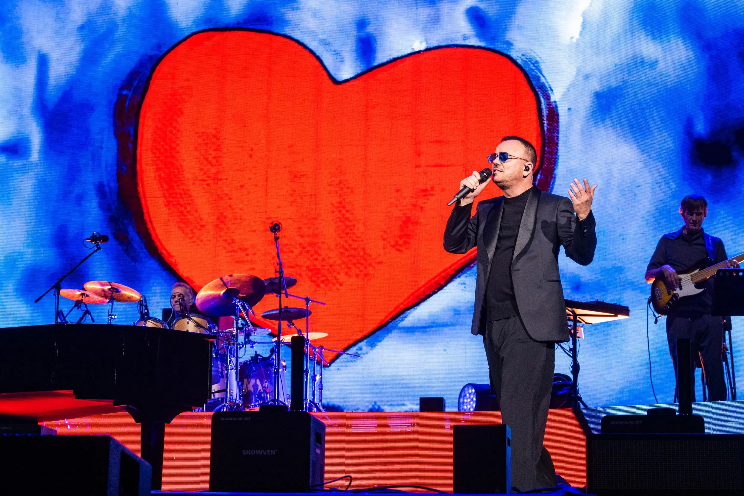 Gigi D’Alessio porta il suo “Gigi Palasport” al PalaSele di Eboli