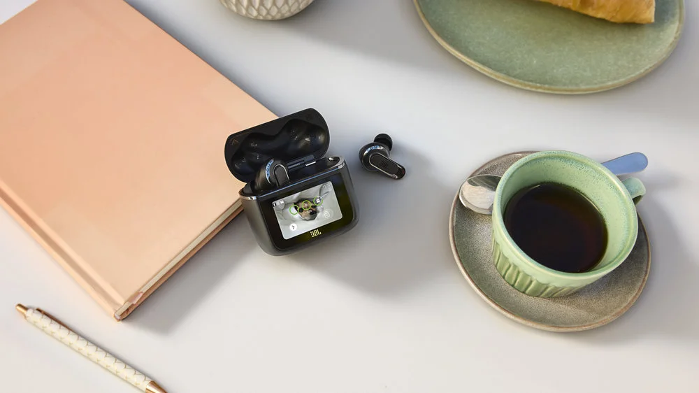 San Valentino: le proposte tech firmate JBL & JVC