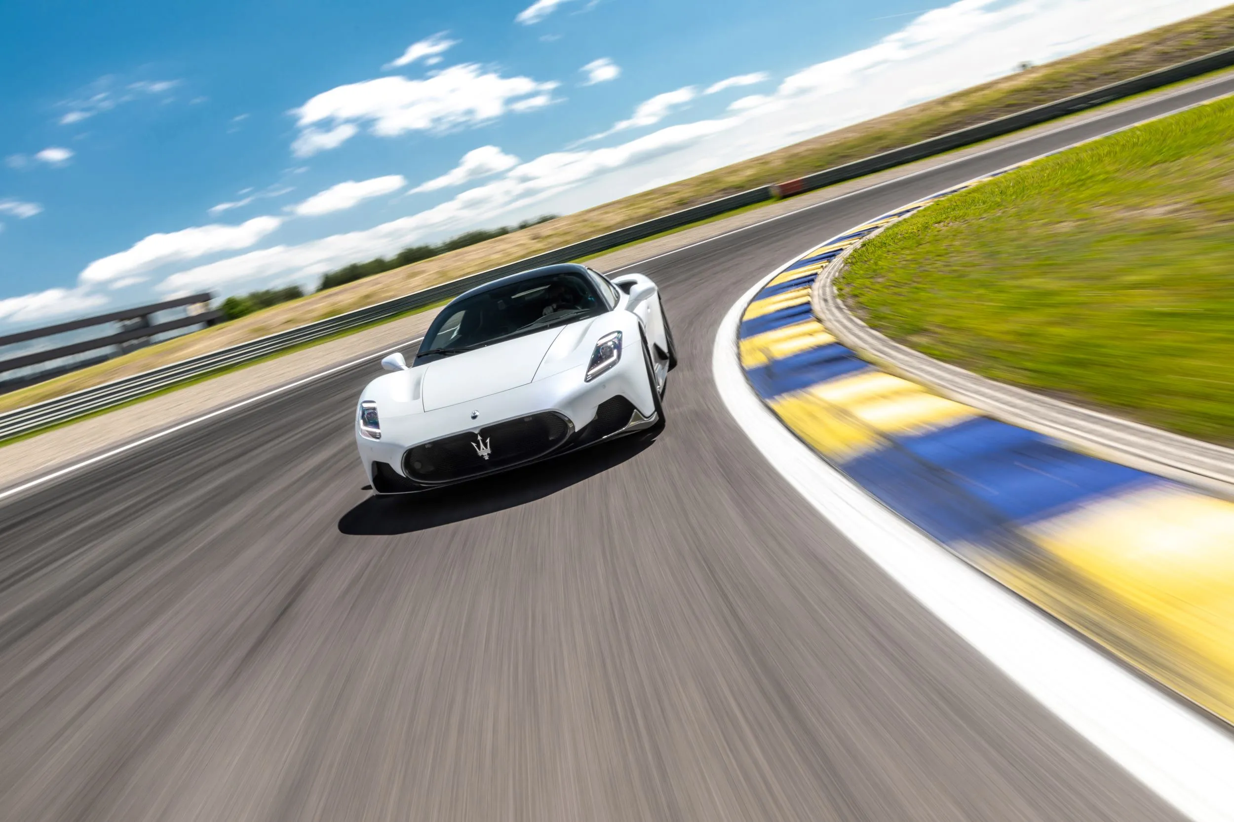 Maserati e i suoi partner tecnologici presentano le eccellenze e le innovazioni italiane al CES 2025