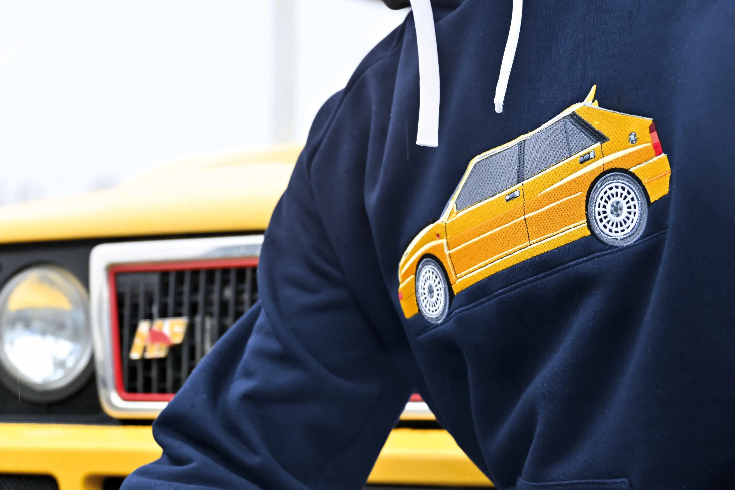 Lo stile HF torna protagonista con Lancia e Sparco