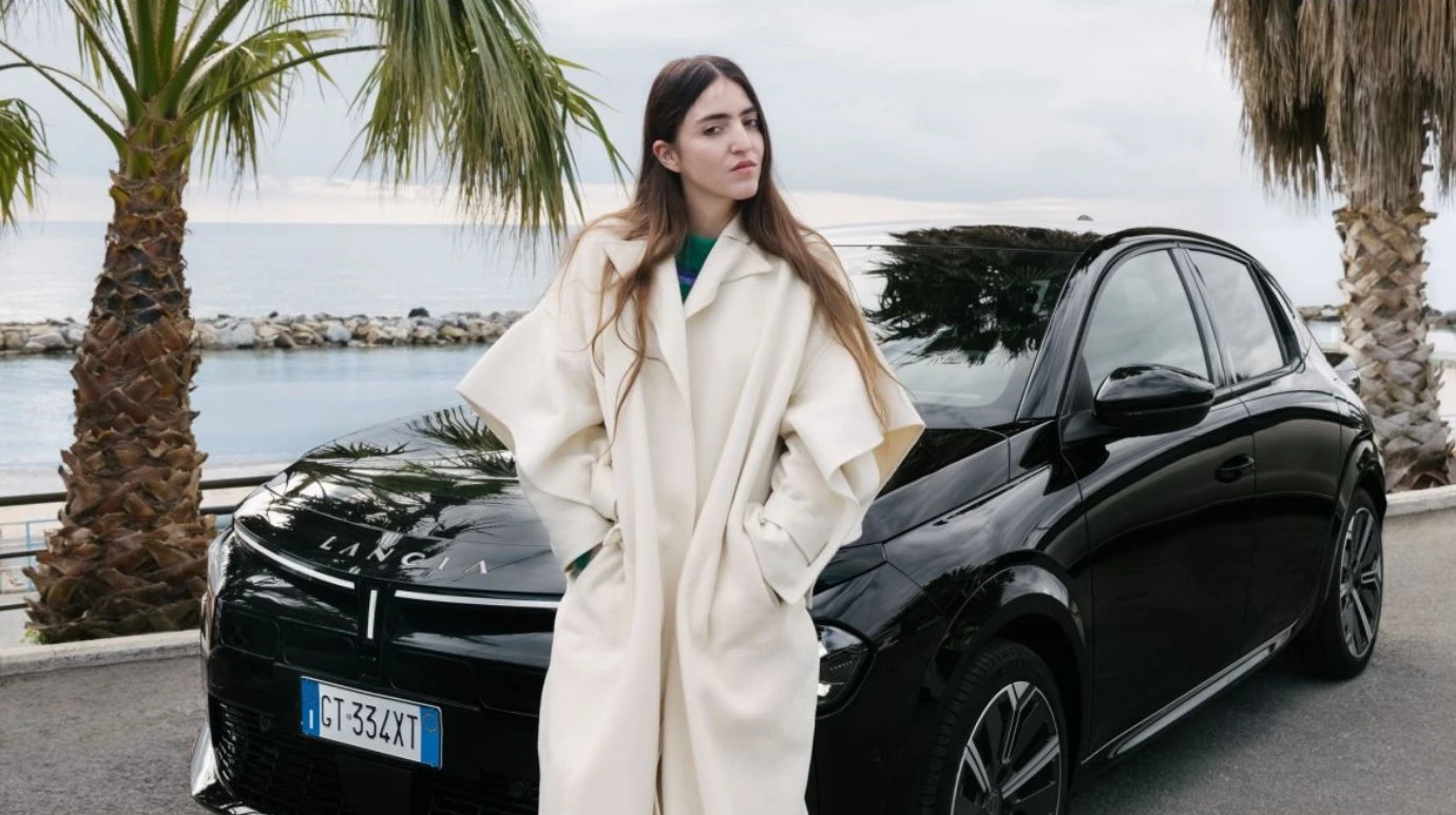 Nuova Lancia Ypsilon e Joan Thiele: un duo che lascerà il segno