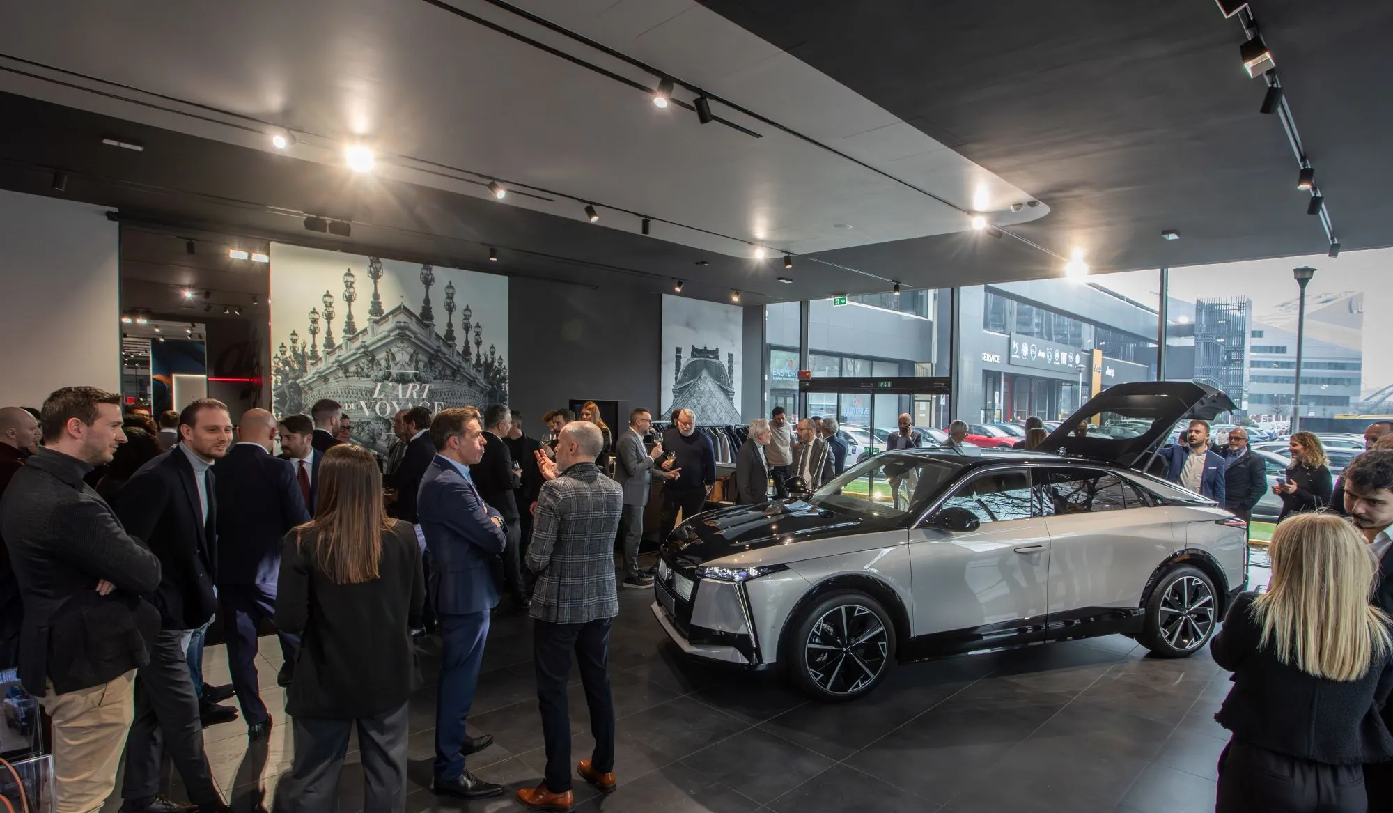 Prima apparizione in Italia per la DS 8