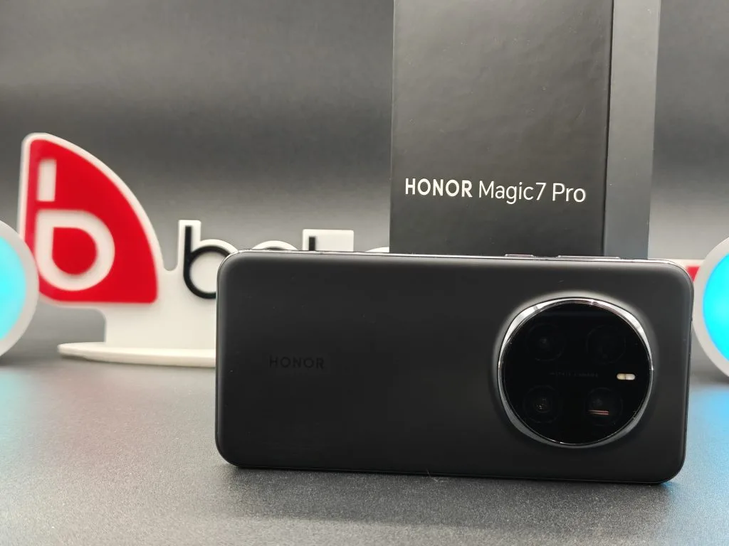 HONOR lancia la tecnologia AI Deepfake Detection per contrastare le minacce digitali