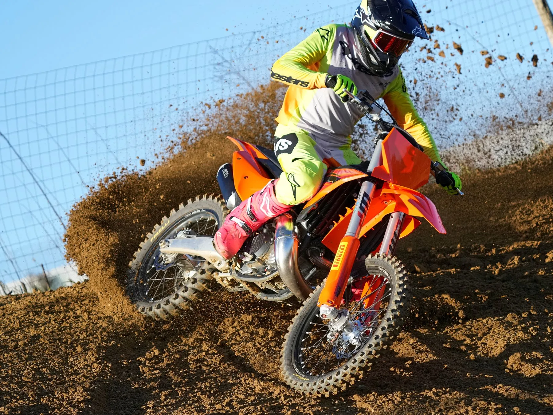 Pirelli: ecco il nuovo SCORPION MX32 MID SOFT