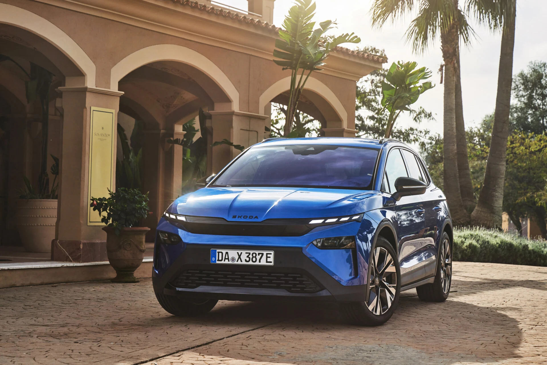 Škoda trionfa nei primi nove mesi del 2025 con consegne e profitti in aumento