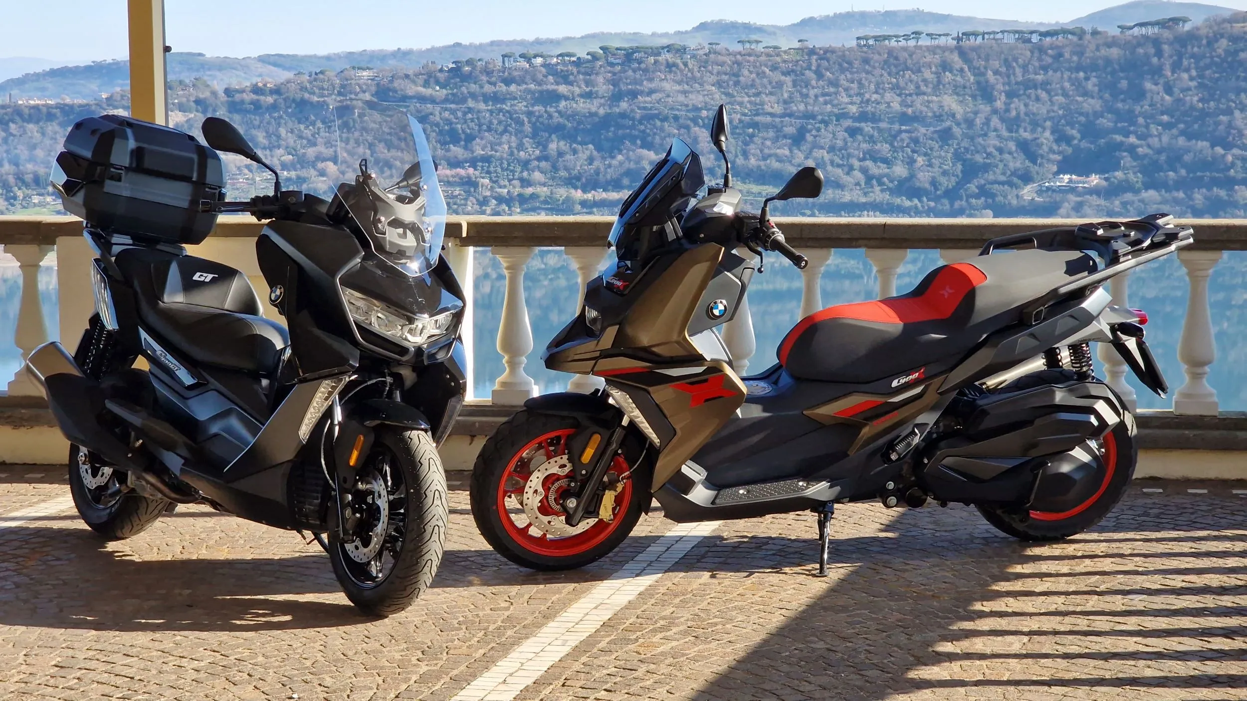 BMW Motorrad svela i nuovi BMW C 400 X e BMW C 400 GT