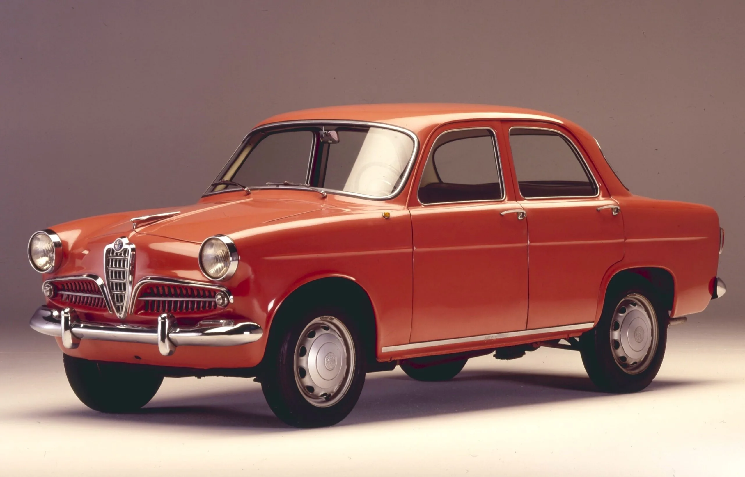 Tecnologia e sportività: la Giulietta Berlina compie 70 anni