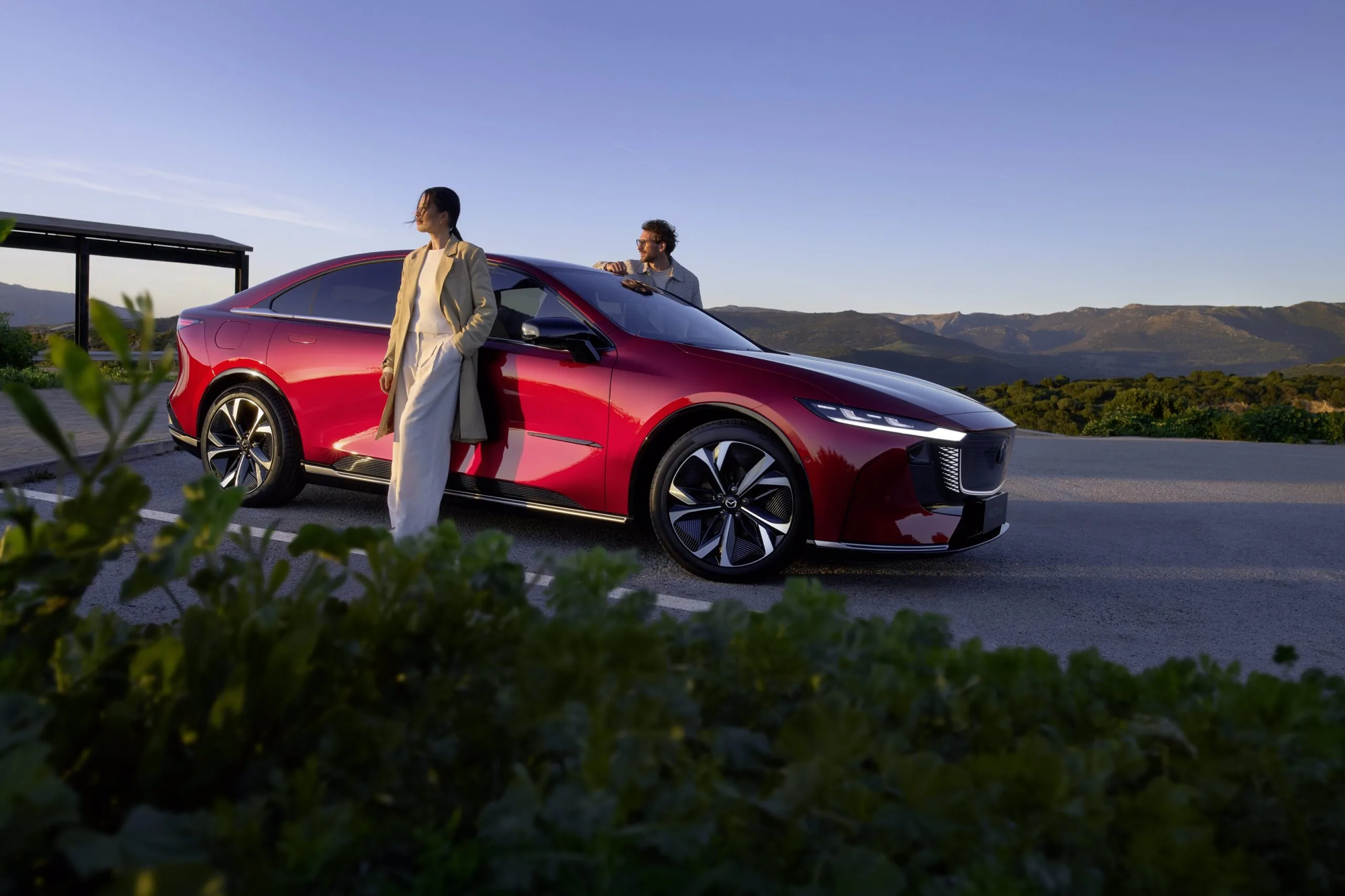 Nuova Mazda6e: disponibile a 29.850 euro grazie agli incentivi e alla riduzione del listino