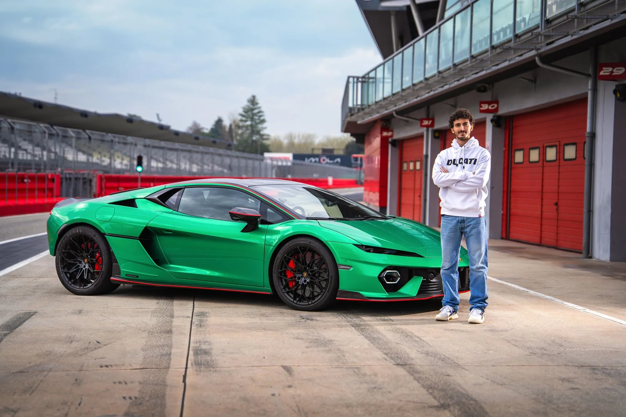 Lamborghini Temerario: la prova in pista di Francesco Bagnaia