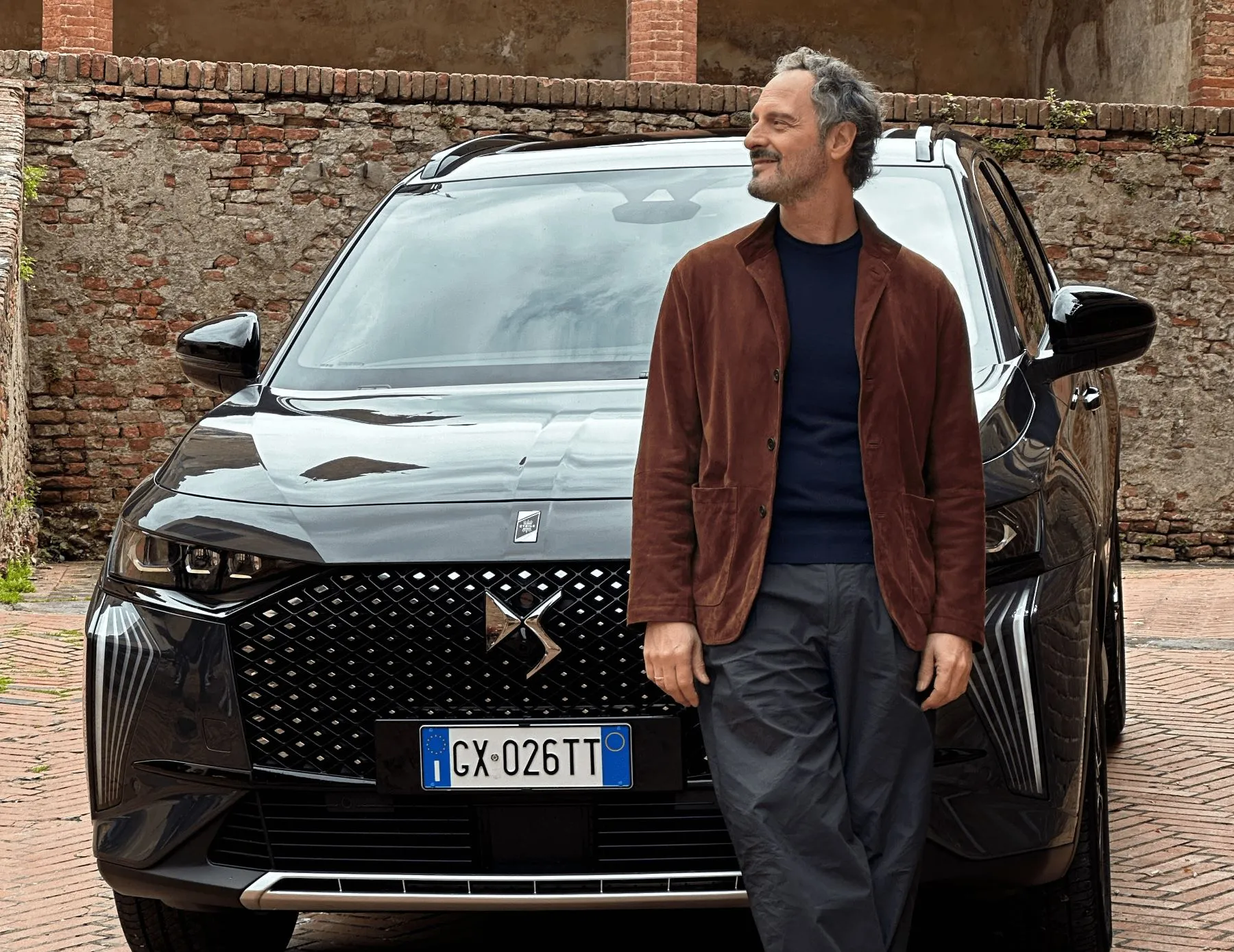 DS 7 protagonista su La7 con "Bell’Italia in Viaggio": eleganza e tecnologia in tour tra le meraviglie