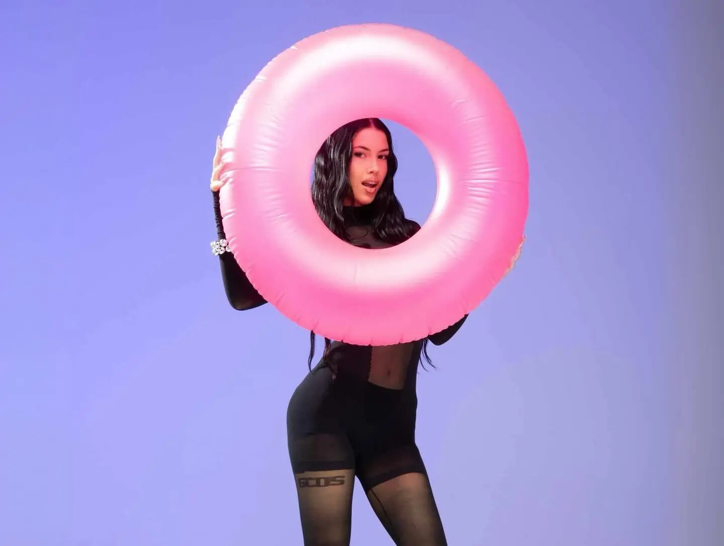 ANNA: il singolo "Désolée" subito al n.1 nelle classifiche digitali di Spotify e Apple Music