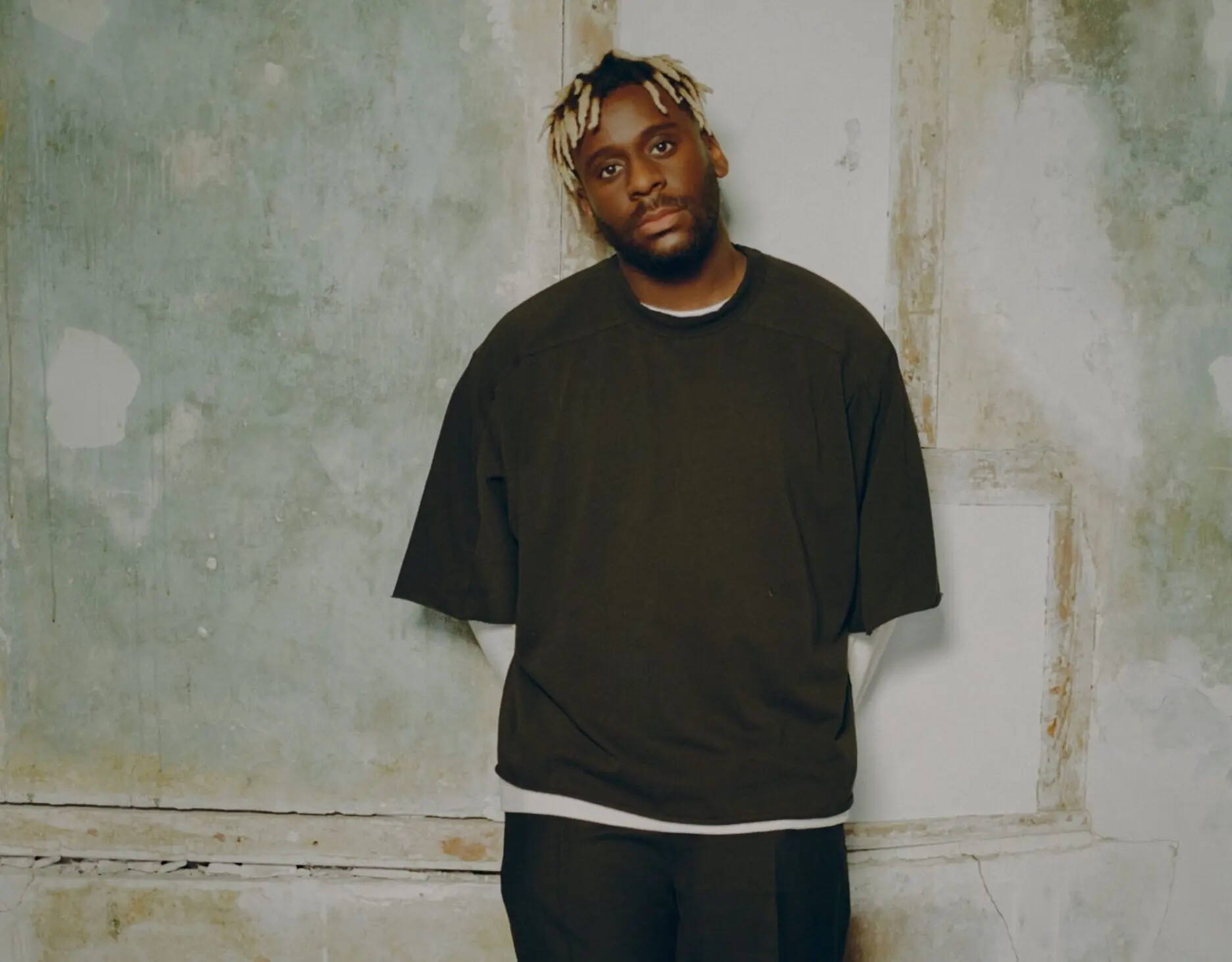 MYLES SMITH: è uscito il nuovo Ep “A MINUTE, A MOMENT…”