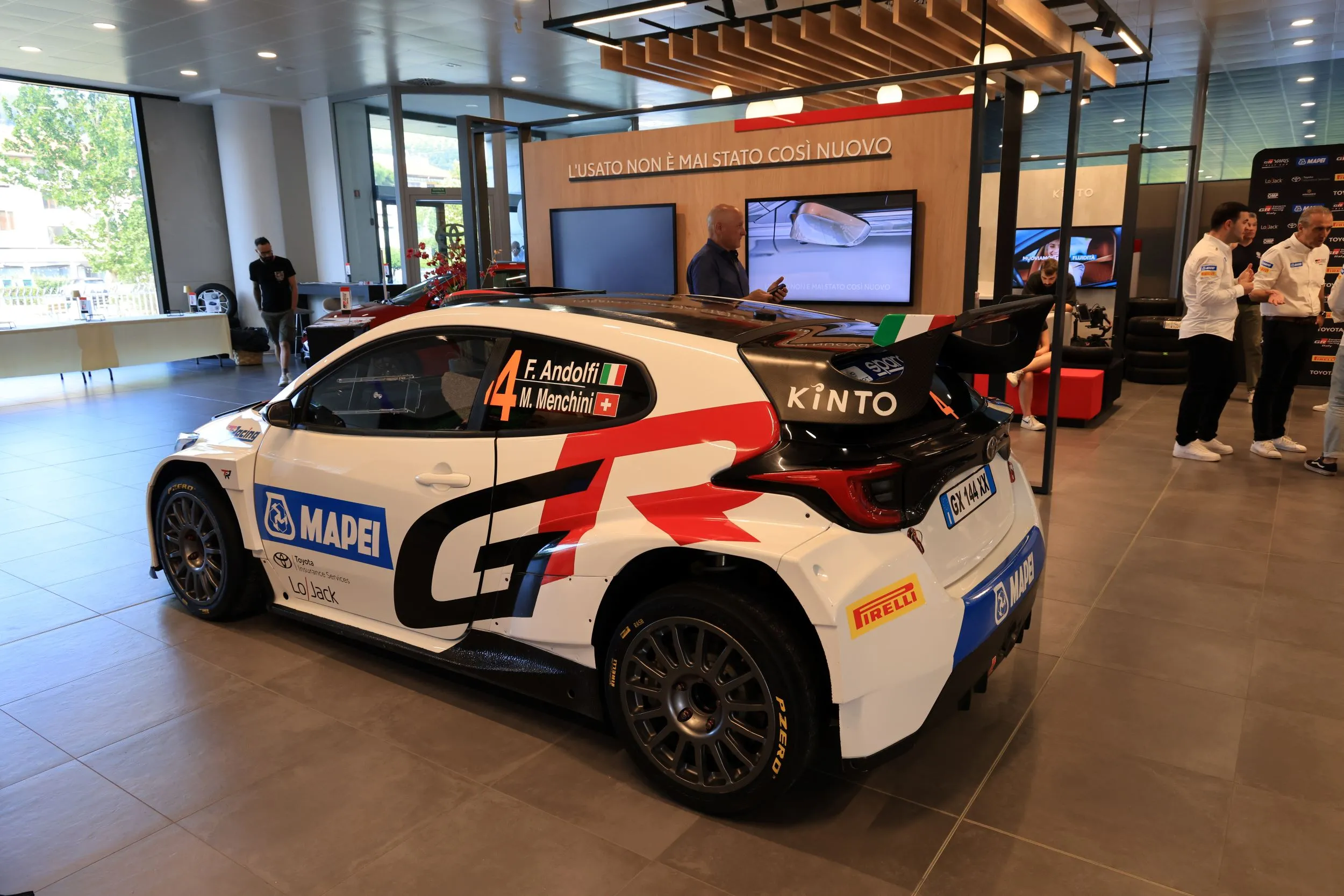 Toyota porta l'adrenalina del TGR Italy nei Gazoo Garage