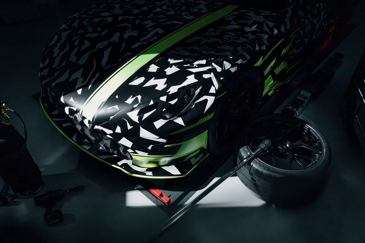 CONCEPT AMG GT TRACK SPORT: un nuovo progetto high-performance di Mercedes AMG