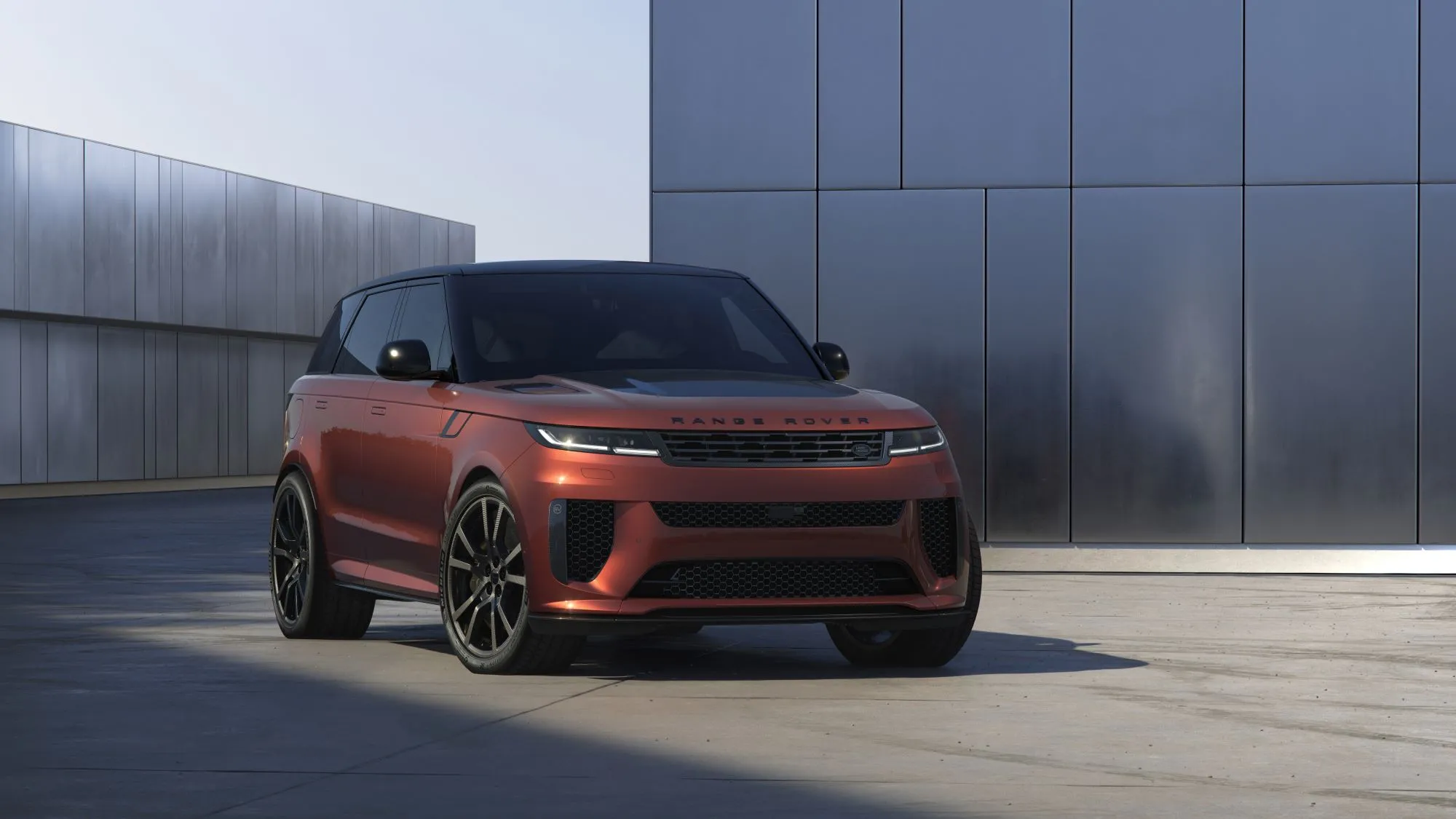 Nuova Range Rover Sport SV Carbon: il massimo del lusso dinamico in fibra di carbonio