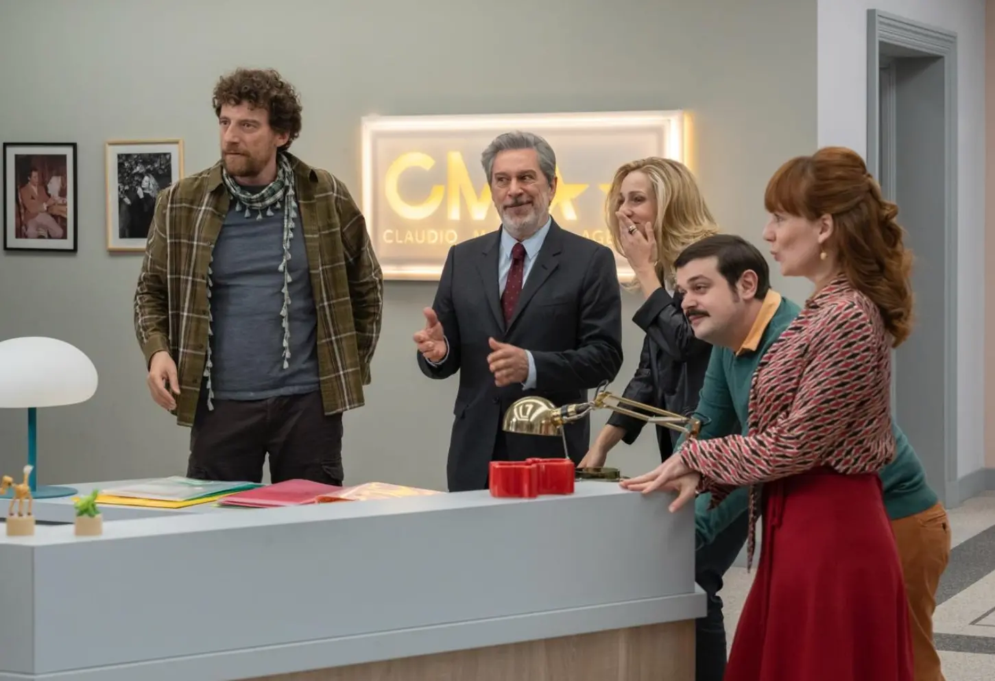 Call My Agent - Italia 3, la "famiglia" sotto pressione tra realtà e finzione