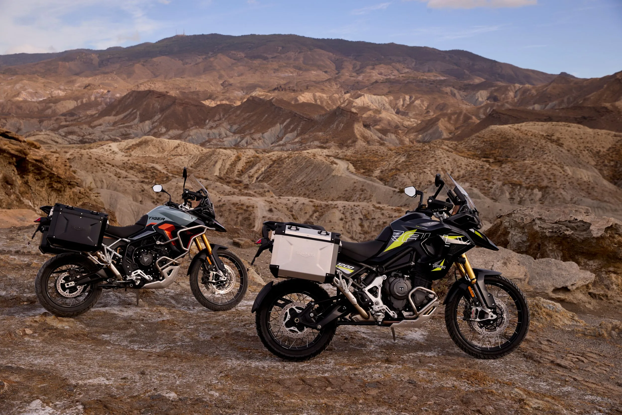 Triumph svela le nuove Tiger Alpine e Desert Special Edition: avventura senza confini