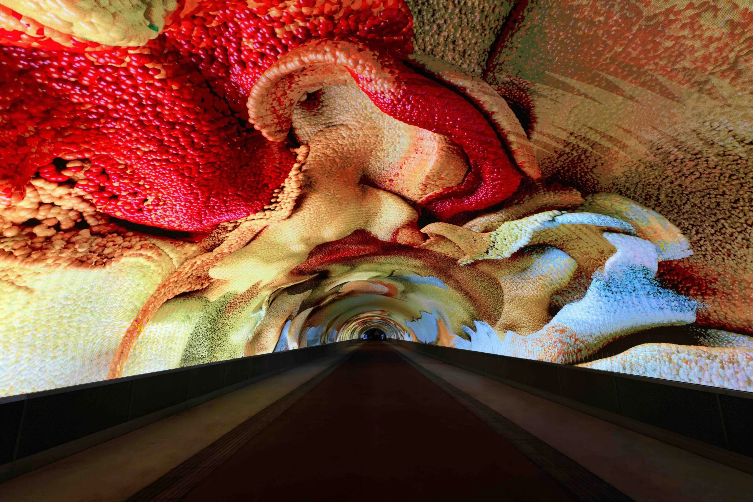 Gorizia apre la più grande galleria d’arte digitale d’Europa: nasce la DAG con l’opera “Data Tunnel” di Refik Anadol