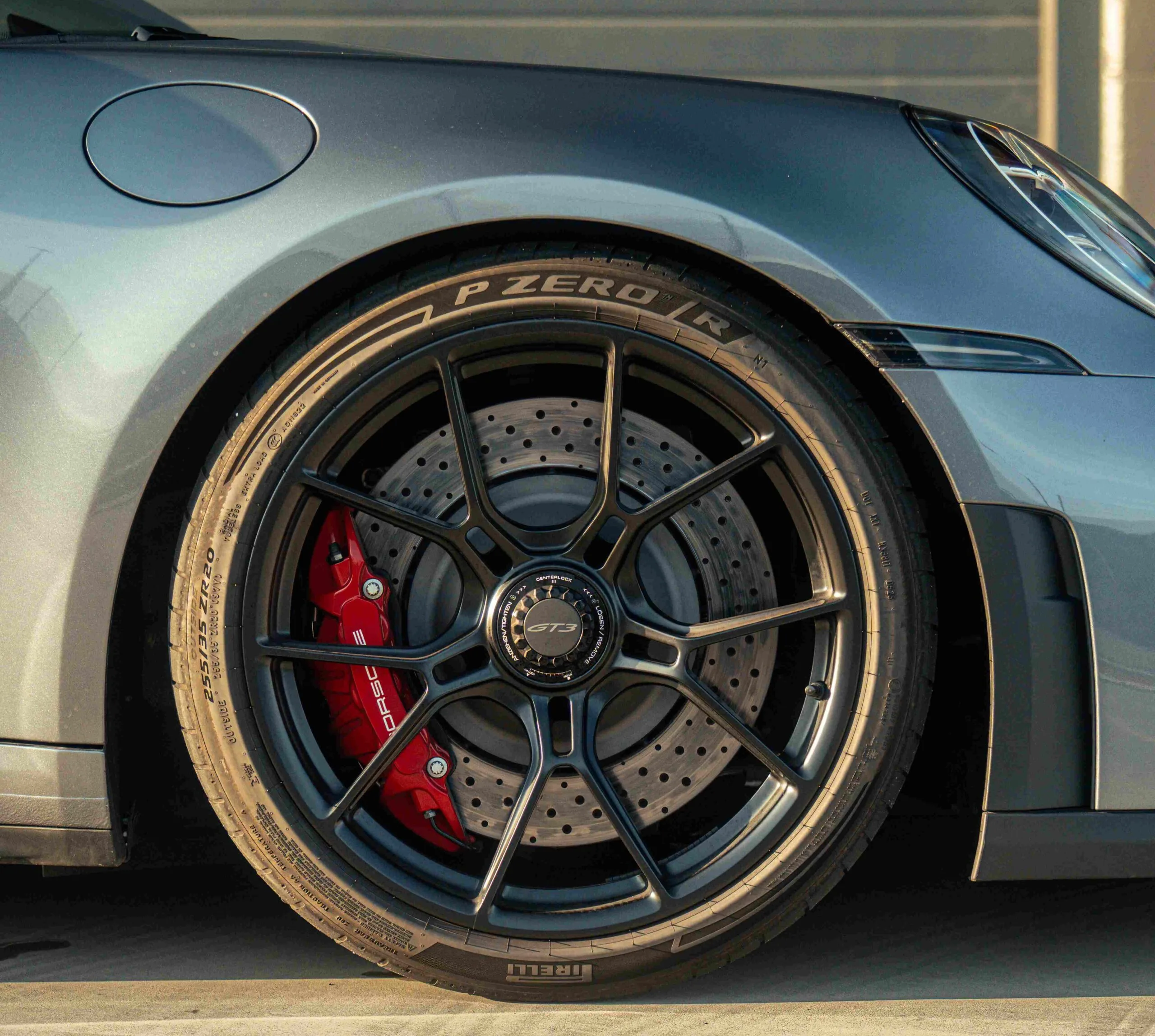 Pirelli: i nuovi P Zero R e P Zero Trofeo RS equipaggiano la Porsche 911 GT3