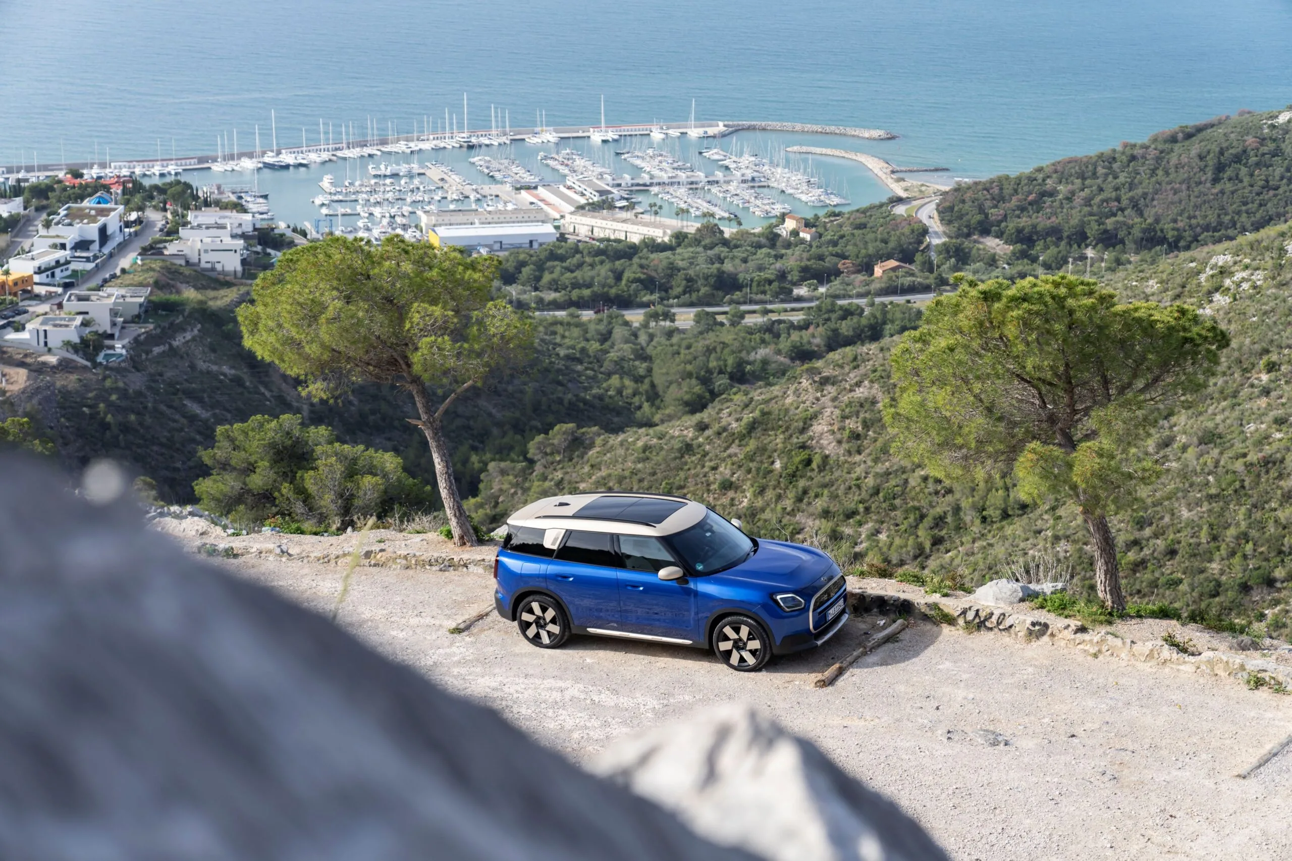 MINI Countryman E: oltre 500 km di autonomia per la nuova era elettrica