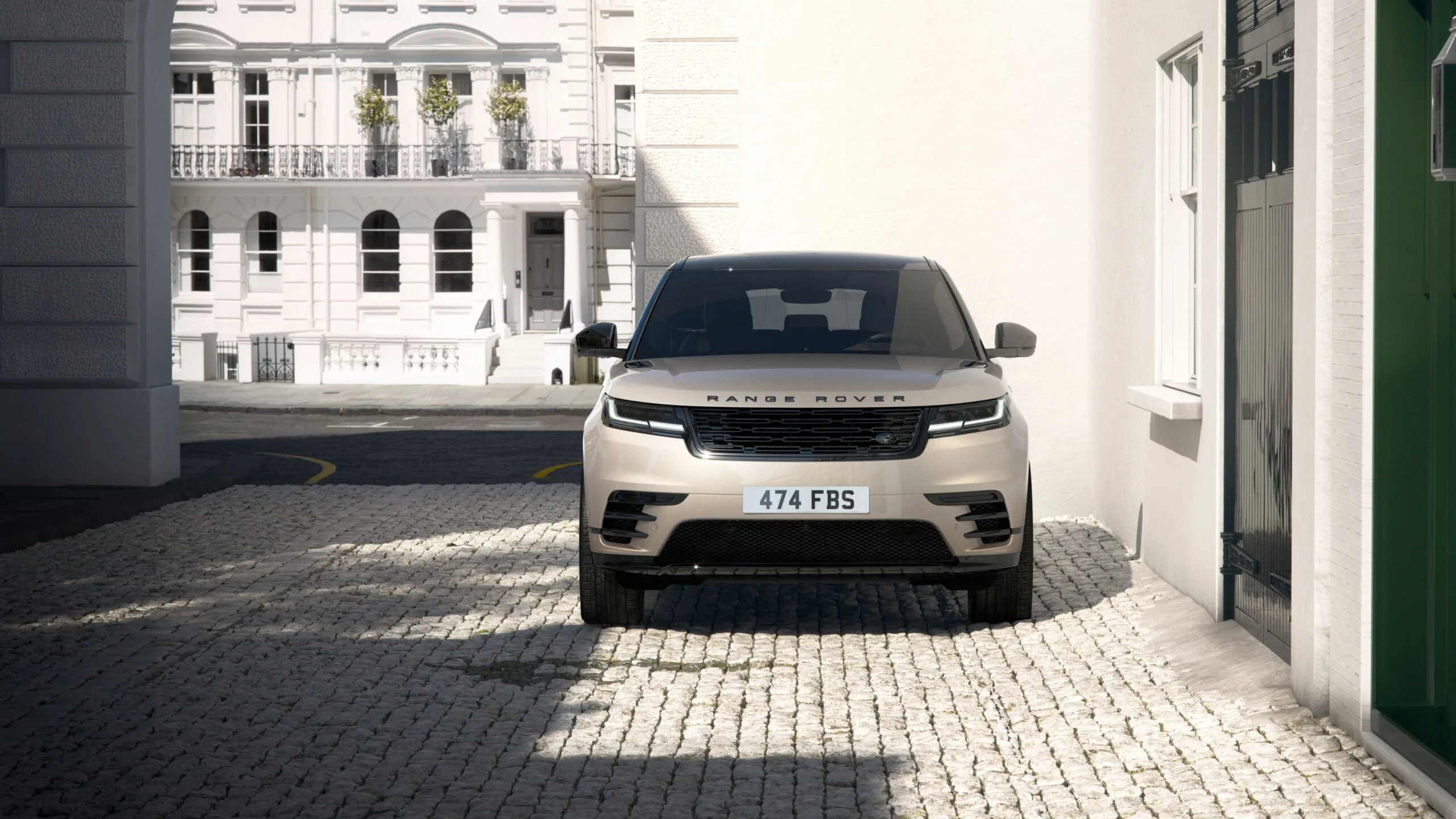 Range Rover celebra Londra con nuove edizioni esclusive ispirate ai quartieri più iconici